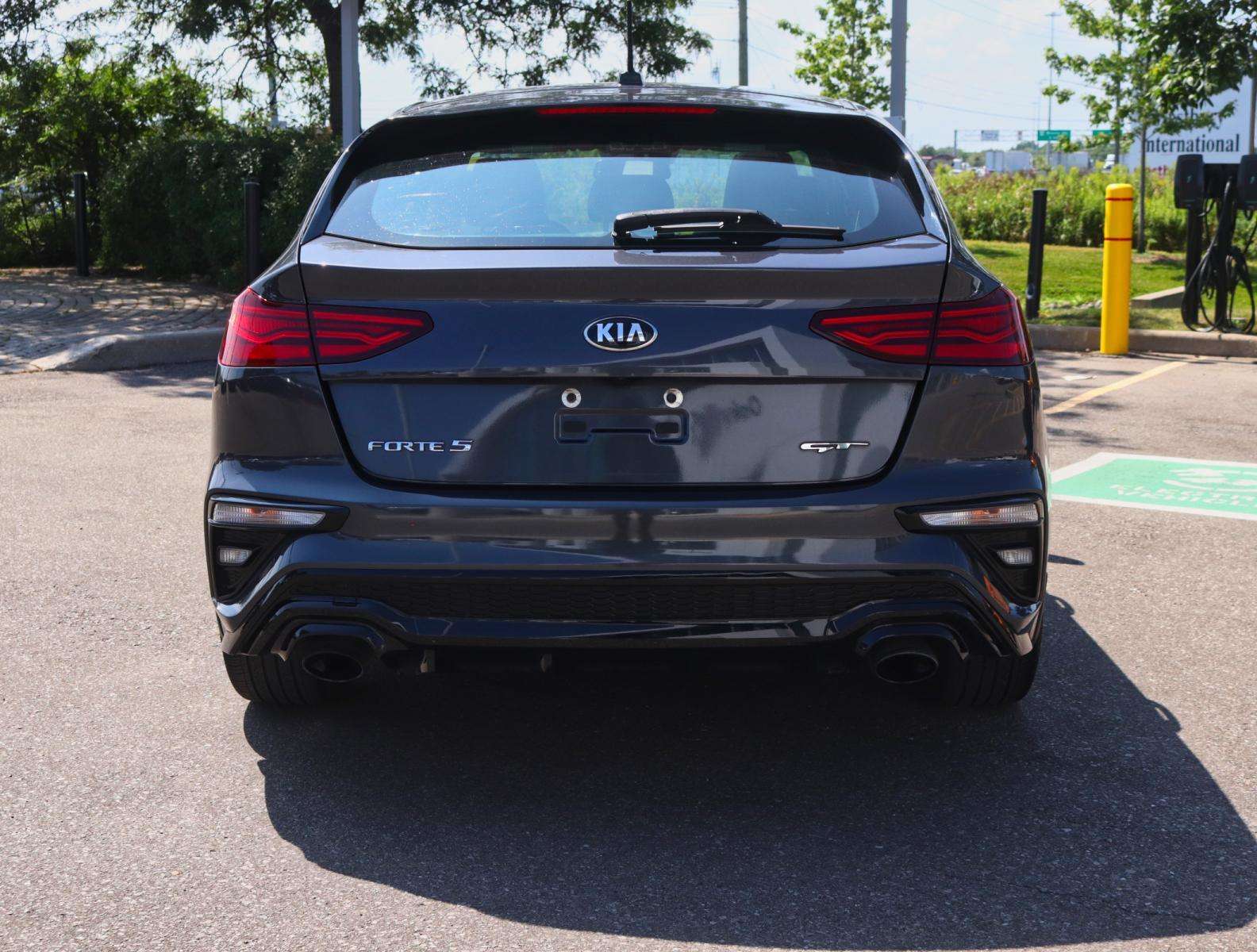 2021 Kia Forte GT | SUNROOF | HEATED STEERING WHEEL — снимка 1