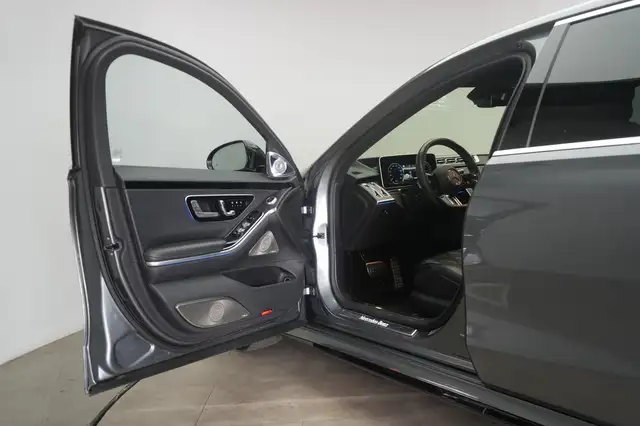 Mercedes-Benz S Class view 15