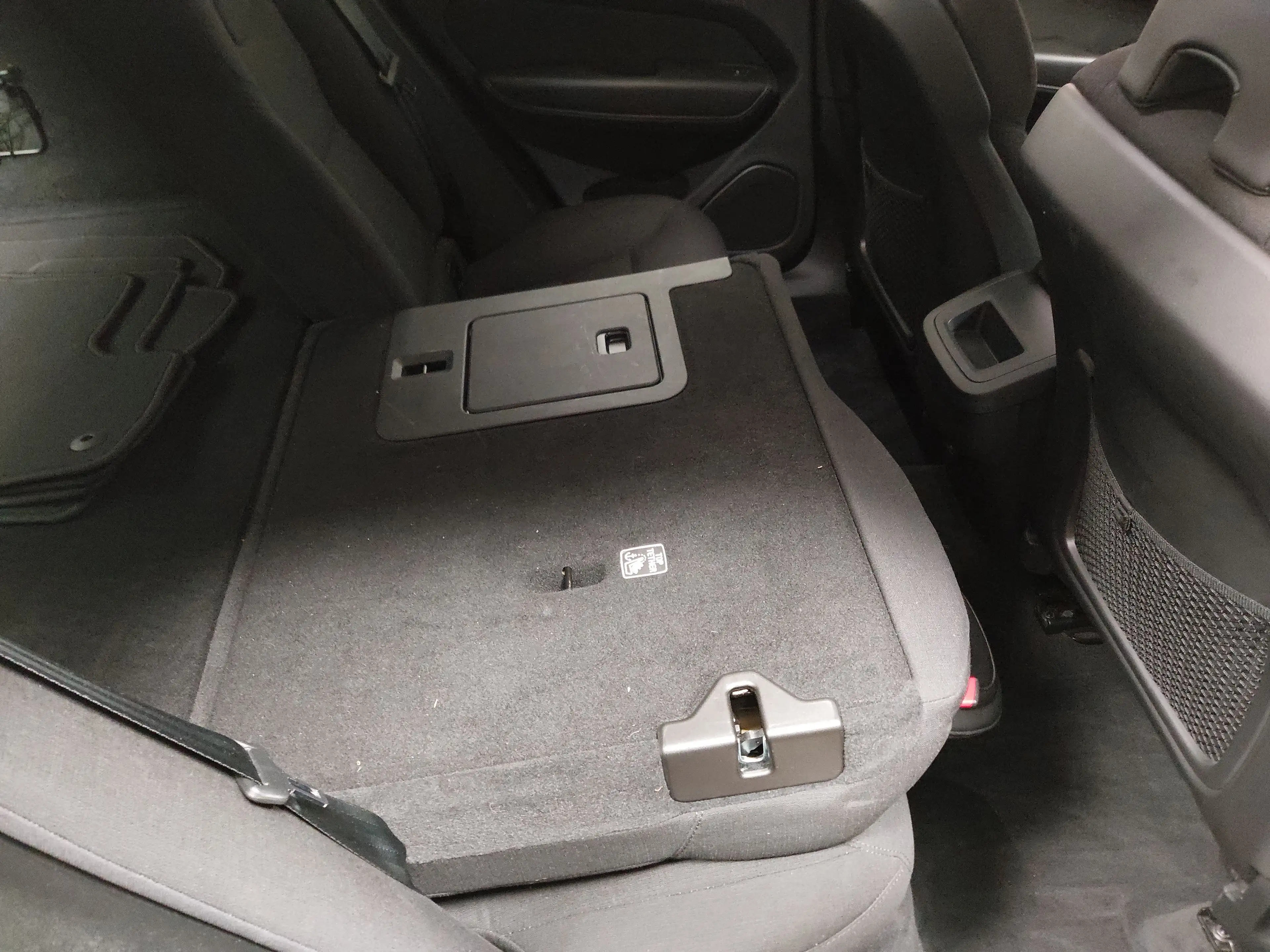Volvo XC60 XC60 B4 Momentum Pro Navi LED H-K RFK AHK — photo 11