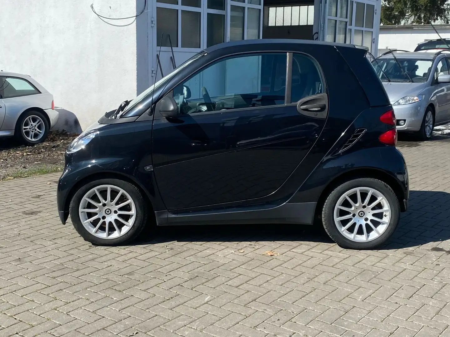 smart forTwo fortwo coupe Micro Hybrid Drive 45kW Zwart - 2