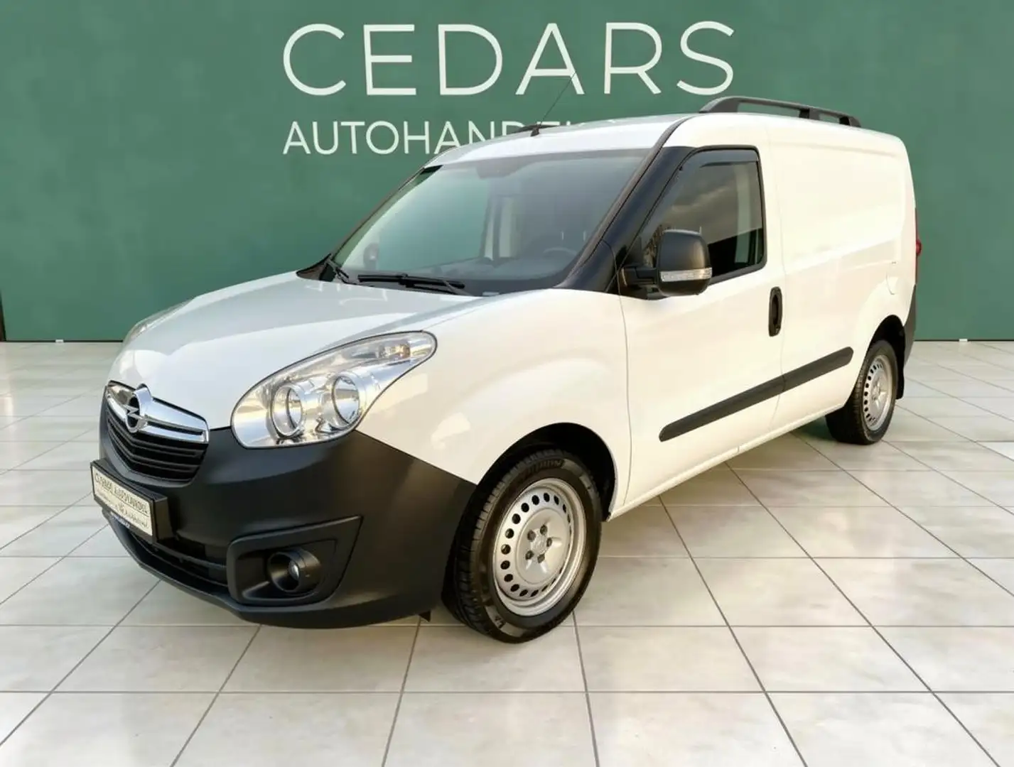 Opel Combo D 1.4 16V Kasten L1H1 2,2t Klima Einparkhilfe Weiß - 1