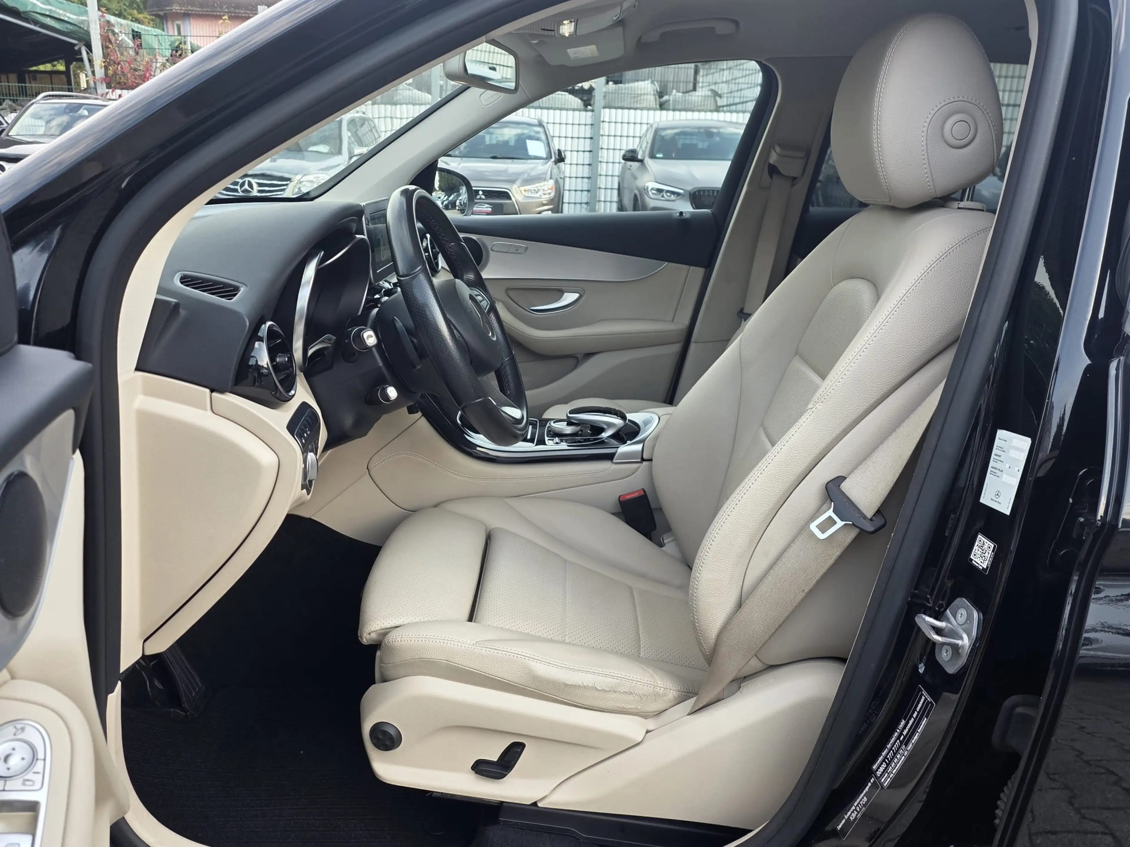Mercedes-Benz GLC 250 GLC 250 d 4Matic 9G-Tronic "Exclusive" — photo 15