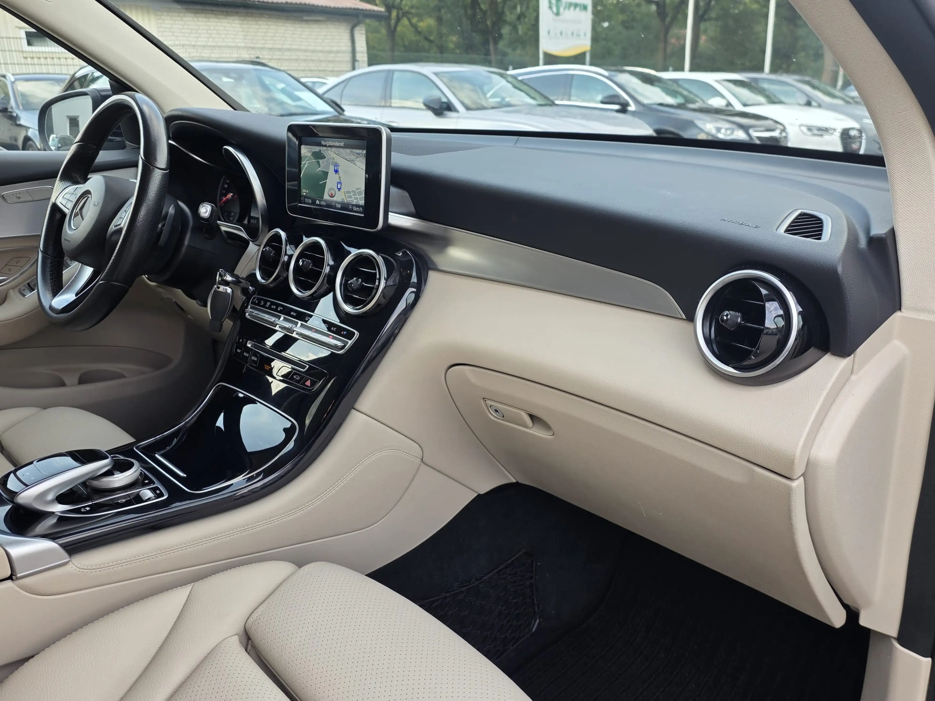 Mercedes-Benz GLC 250 GLC 250 d 4Matic 9G-Tronic "Exclusive" — photo 13