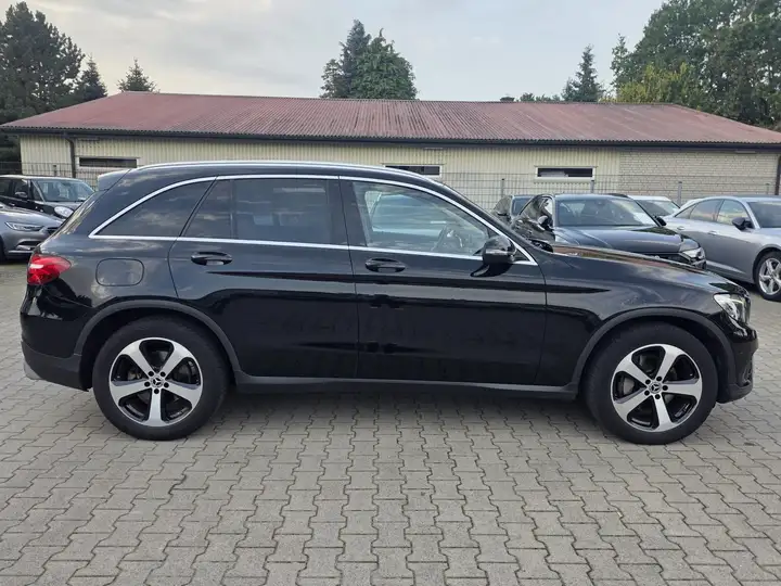 Mercedes-Benz GLC 250 GLC 250 d 4Matic 9G-Tronic "Exclusive" – Foto 6