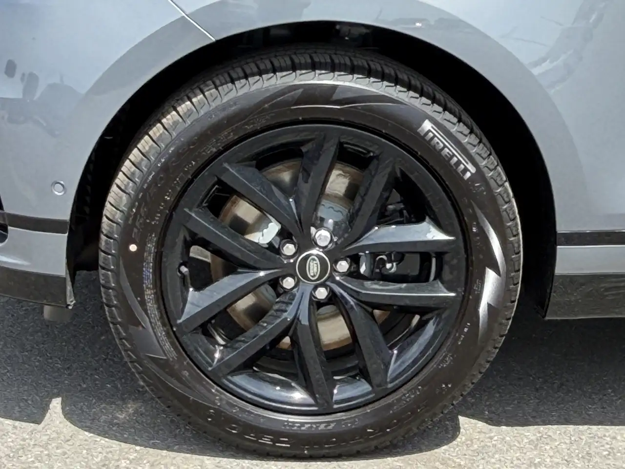 Land Rover Range Rover Velar снимка Land Rover Range Rover Velar