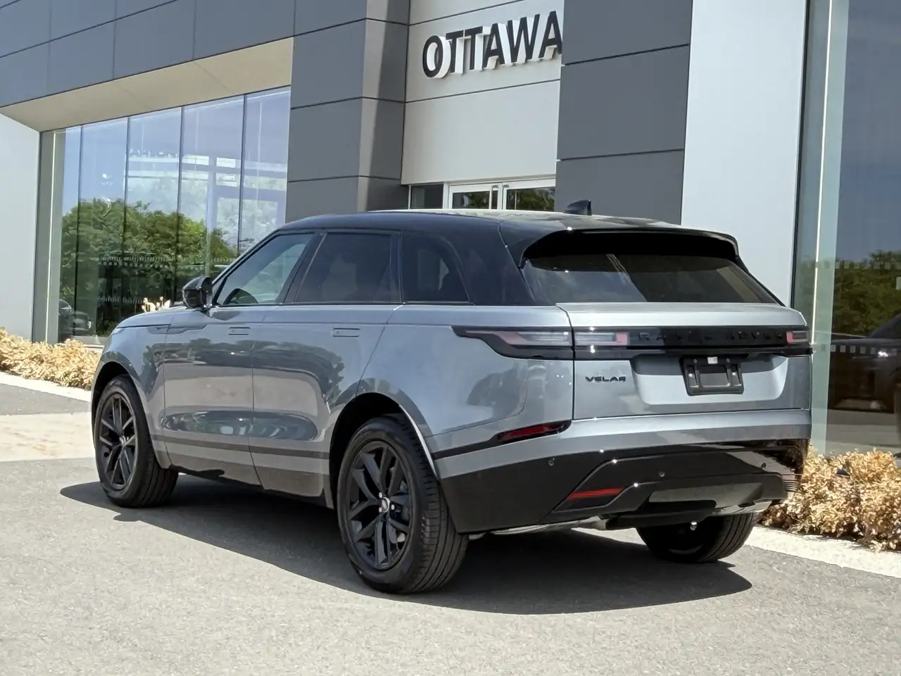 Land Rover Range Rover Velar снимка Land Rover Range Rover Velar