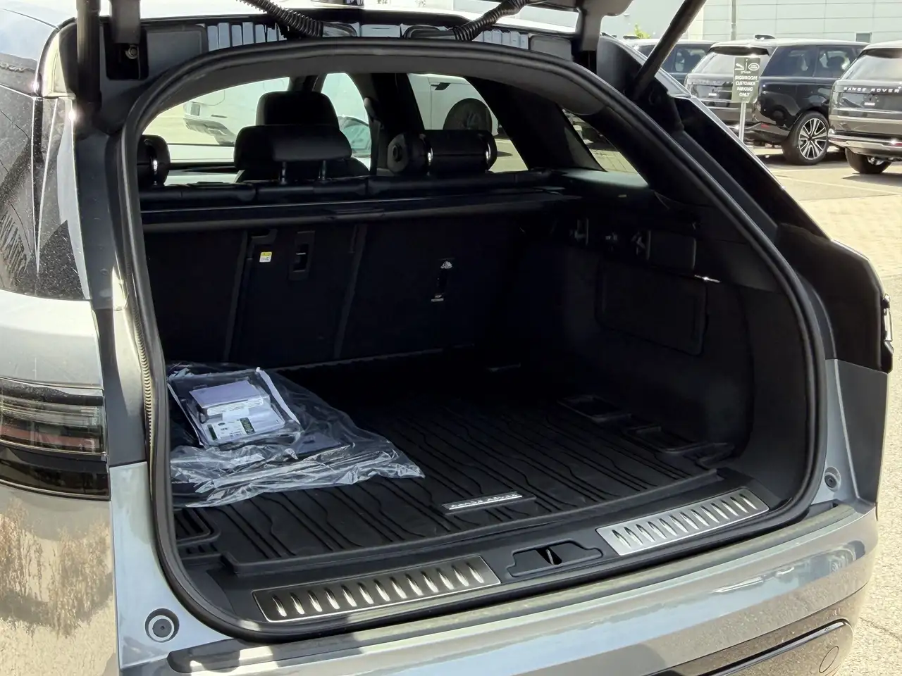 Land Rover Range Rover Velar снимка Land Rover Range Rover Velar
