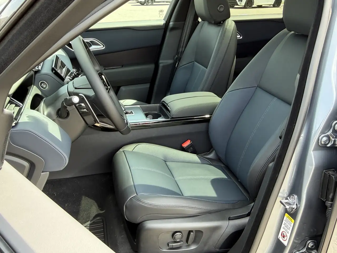 Land Rover Range Rover Velar снимка Land Rover Range Rover Velar