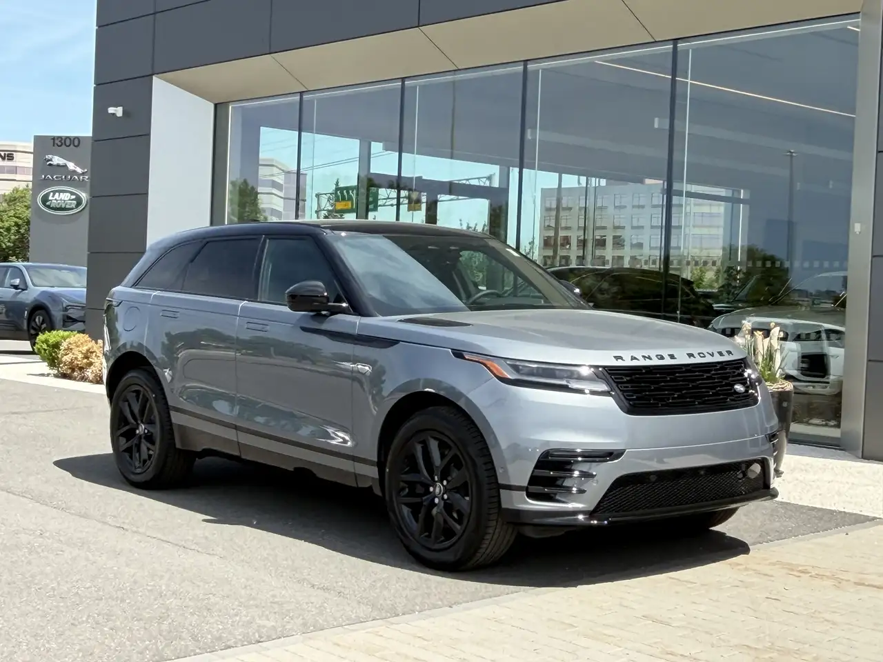 Land Rover Range Rover Velar снимка Land Rover Range Rover Velar