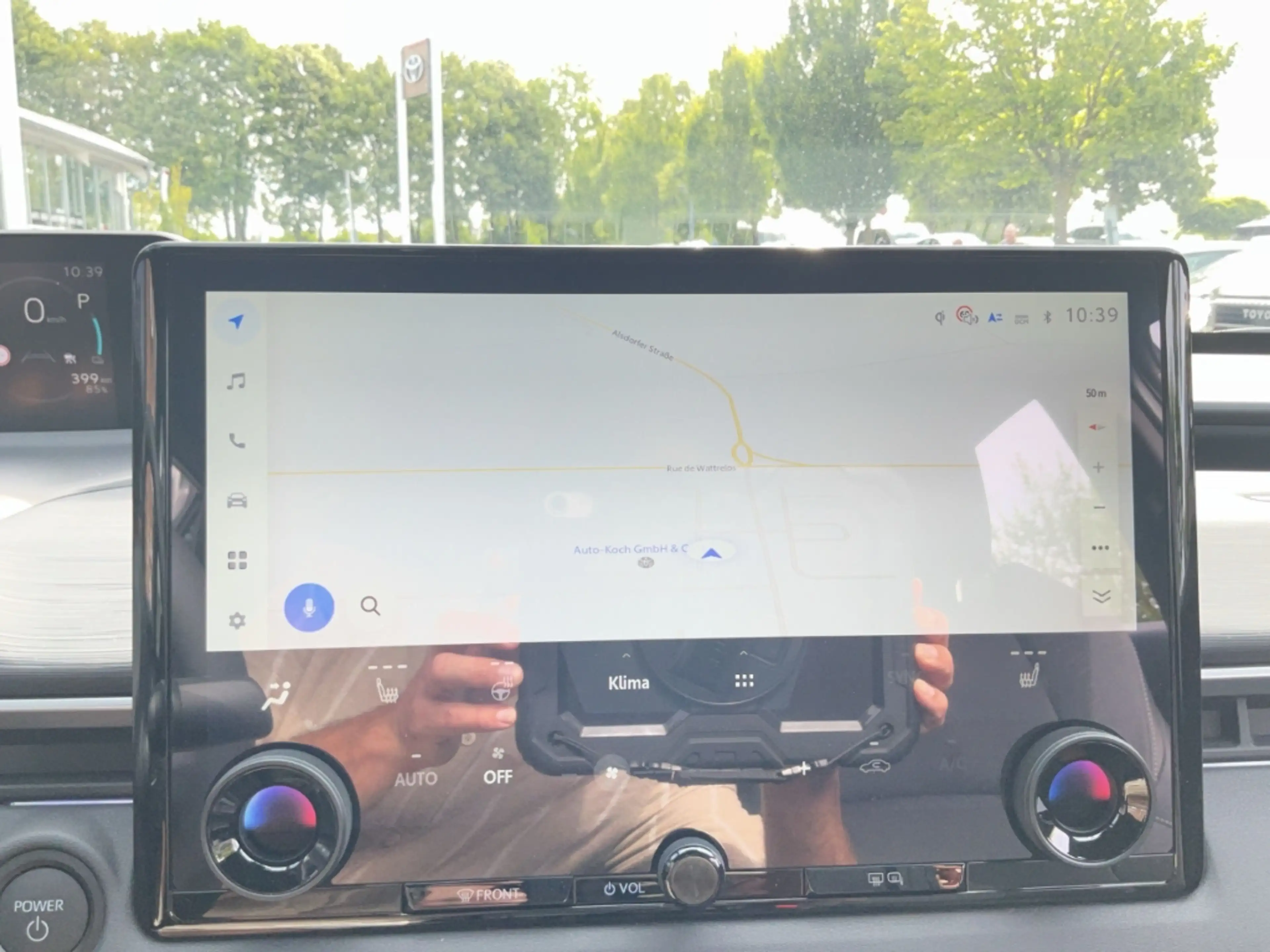 Toyota C-HR+ 252 kW AWD Lounge Panorama Navi Soundsystem JBL 36 — photo 14