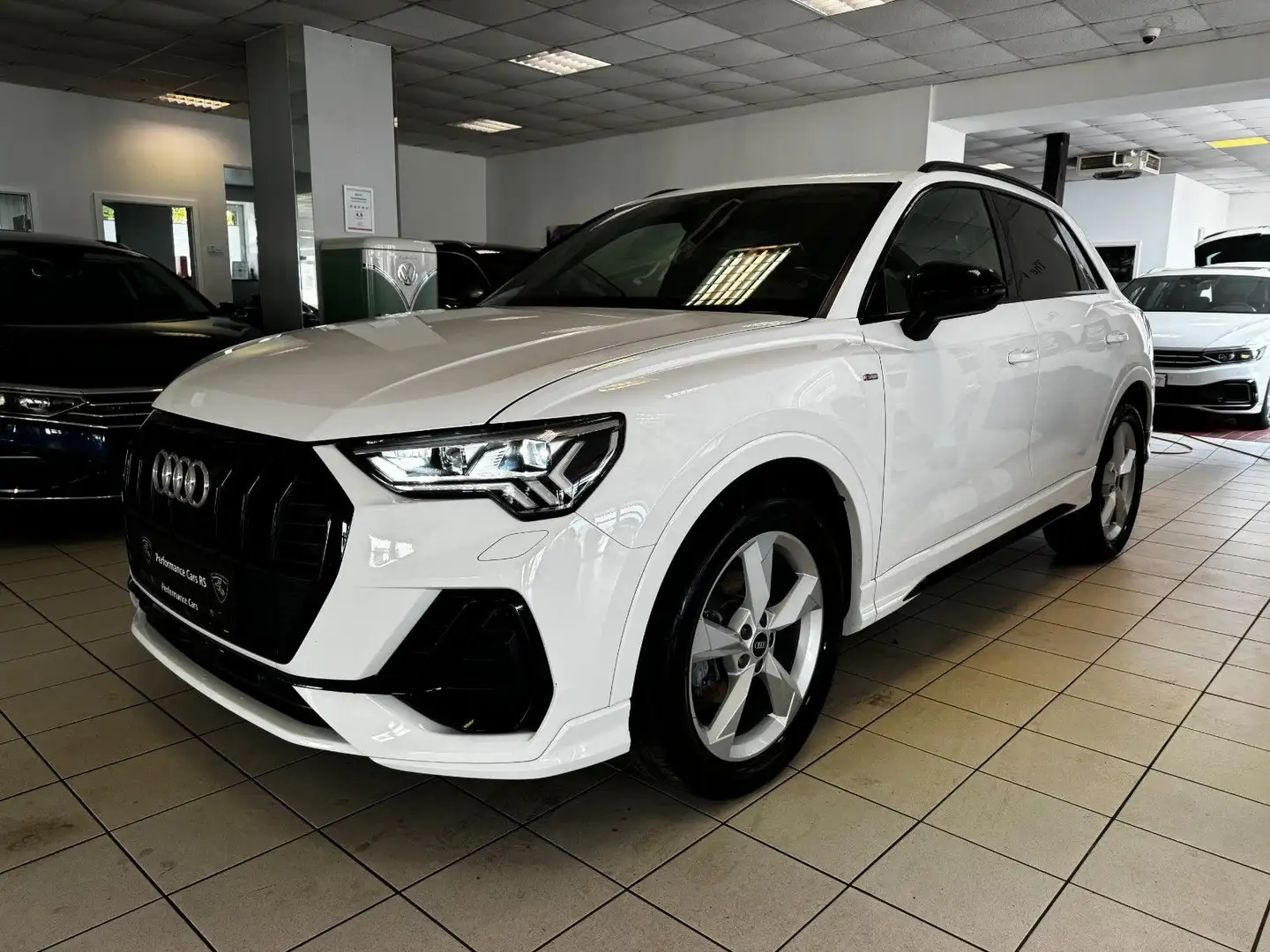 Audi Q3 35 TDI S line AHK/Matrix/Kamera/Ambiente Plus Weiß - 1