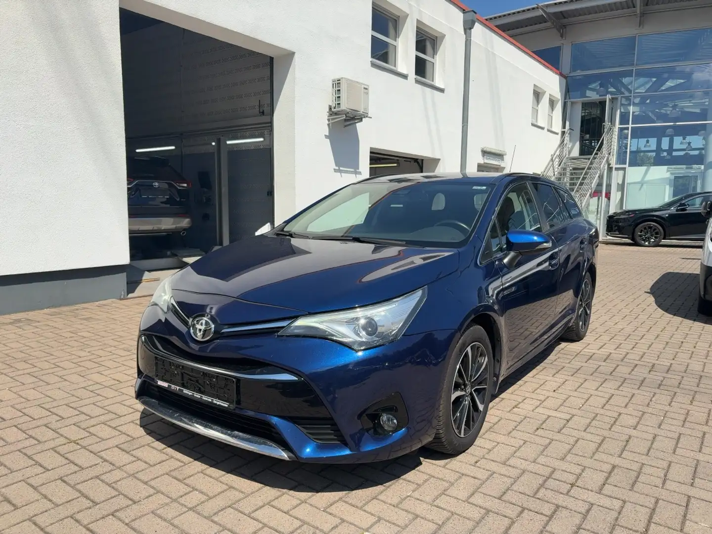 Toyota Avensis 1.8l TS Team D Shz, LED, Kamera, Bleu - 2