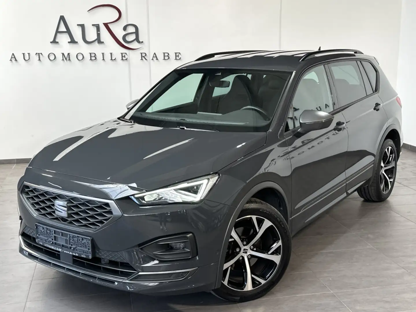 SEAT Tarraco 2.0 TDI DSG FR NAV+LED+VCOCK+KAM+CARPLAY siva - 2