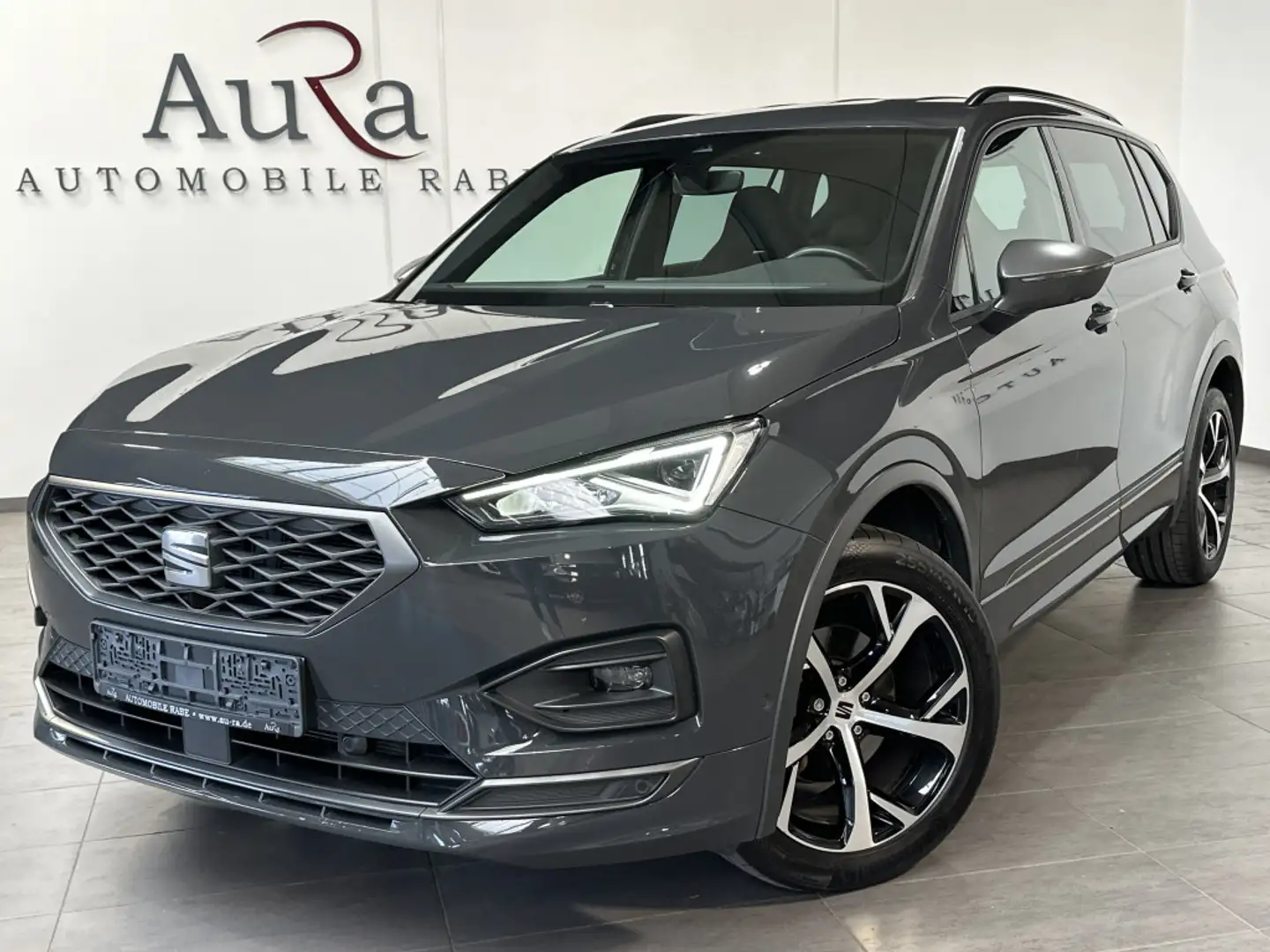 SEAT Tarraco 2.0 TDI DSG FR NAV+LED+VCOCK+KAM+CARPLAY siva - 1