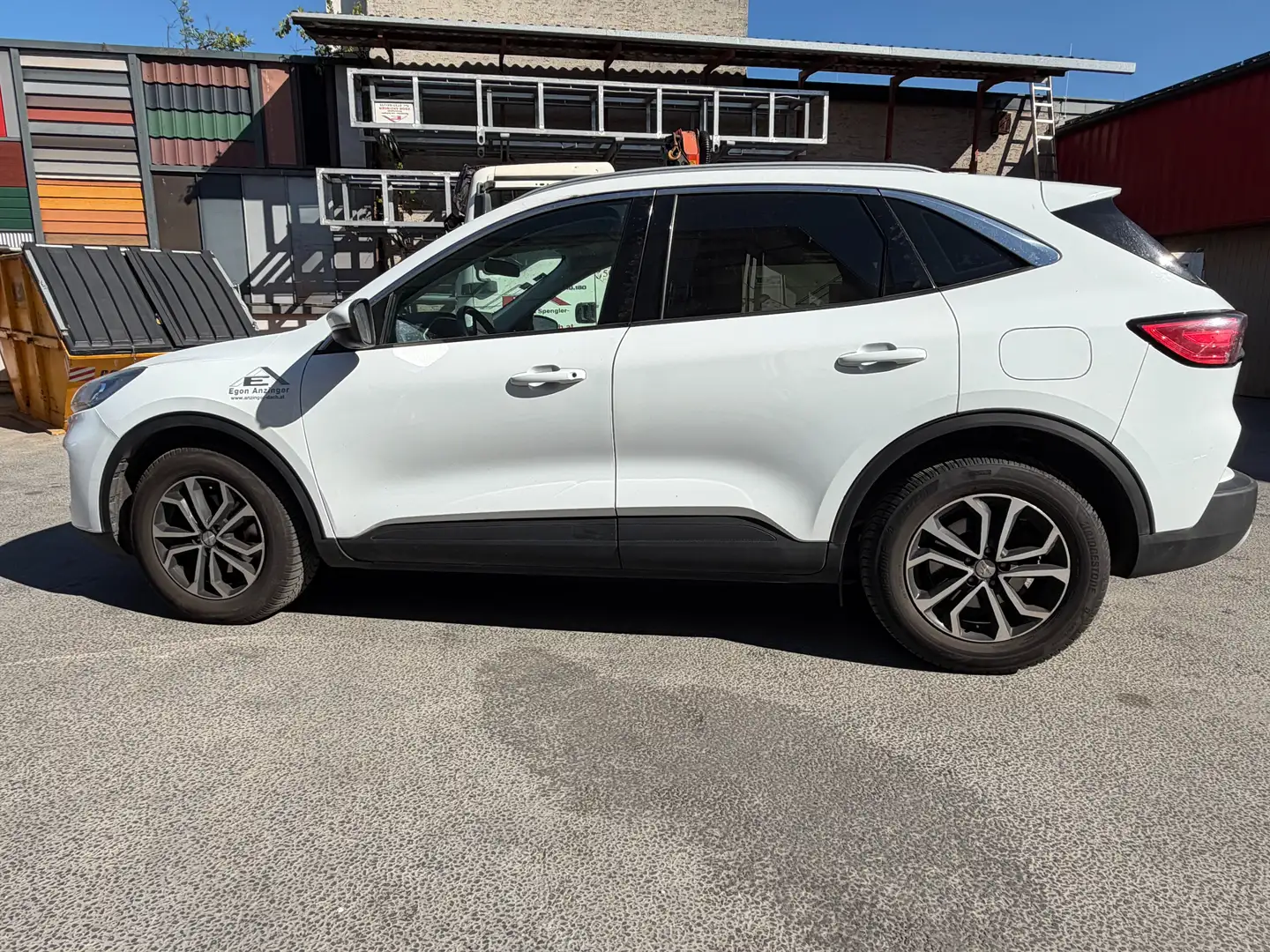 Ford Kuga 1,5 EcoBlue Cool & Connect Weiß - 2