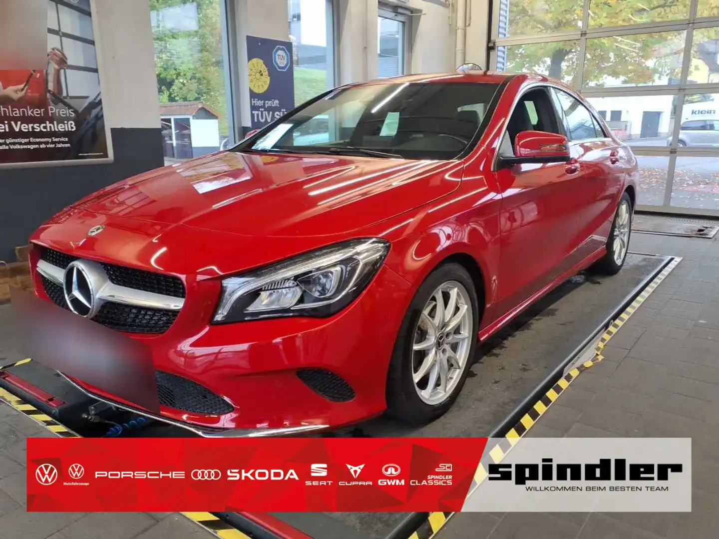 Mercedes-Benz CLA 180 Urban Automatik / Navi, ParkAssi, LED Rot - 1