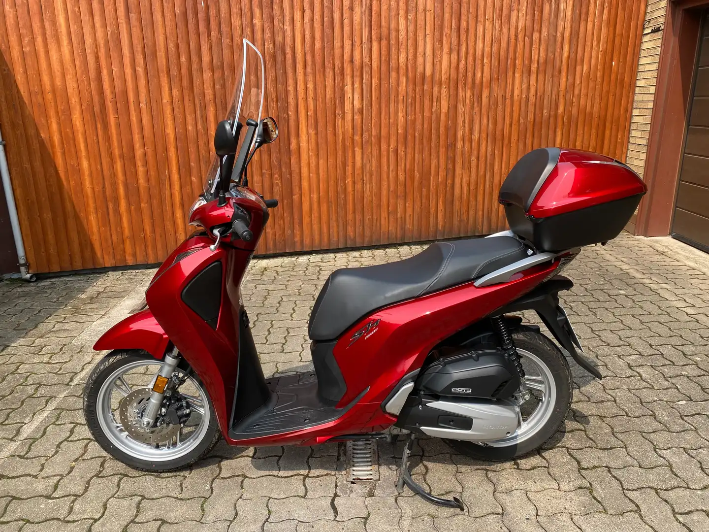 Honda SH 150i SH150AD Rouge - 1