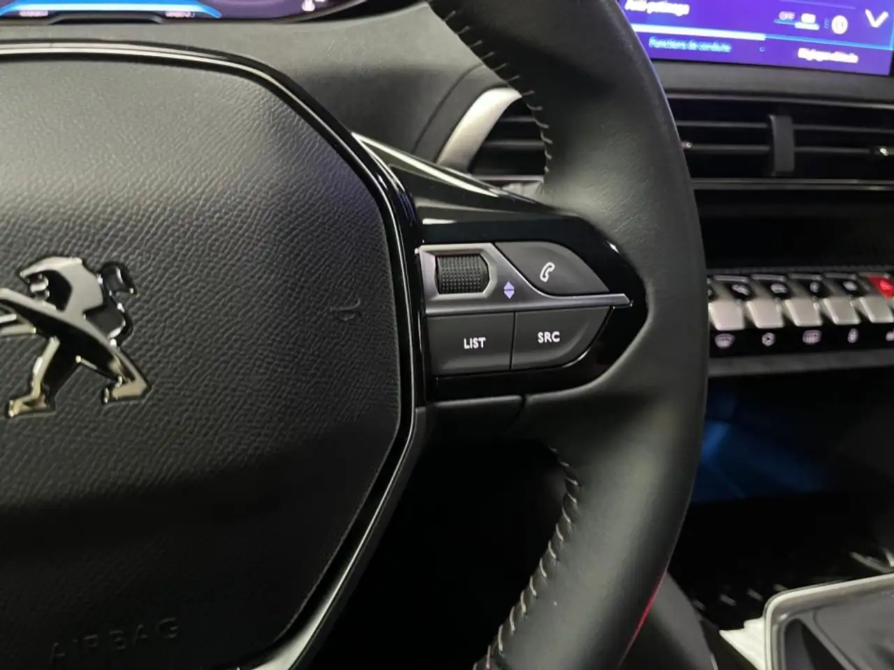 Peugeot 3008 3008 — photo 17