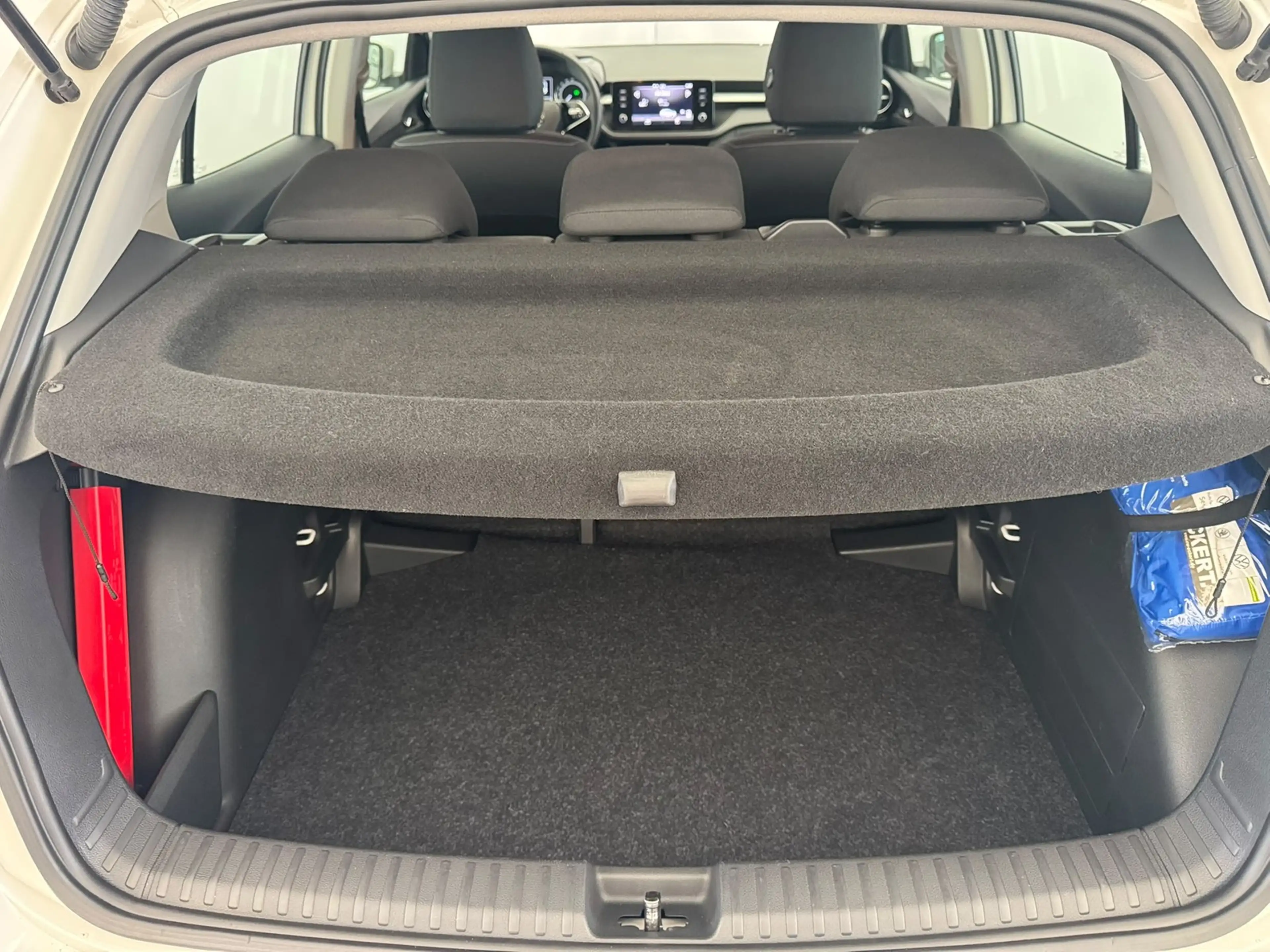 Skoda Fabia Selection 1.5TSI DSG+ACC+PDC+LED+BLUETOOTH — photo 15
