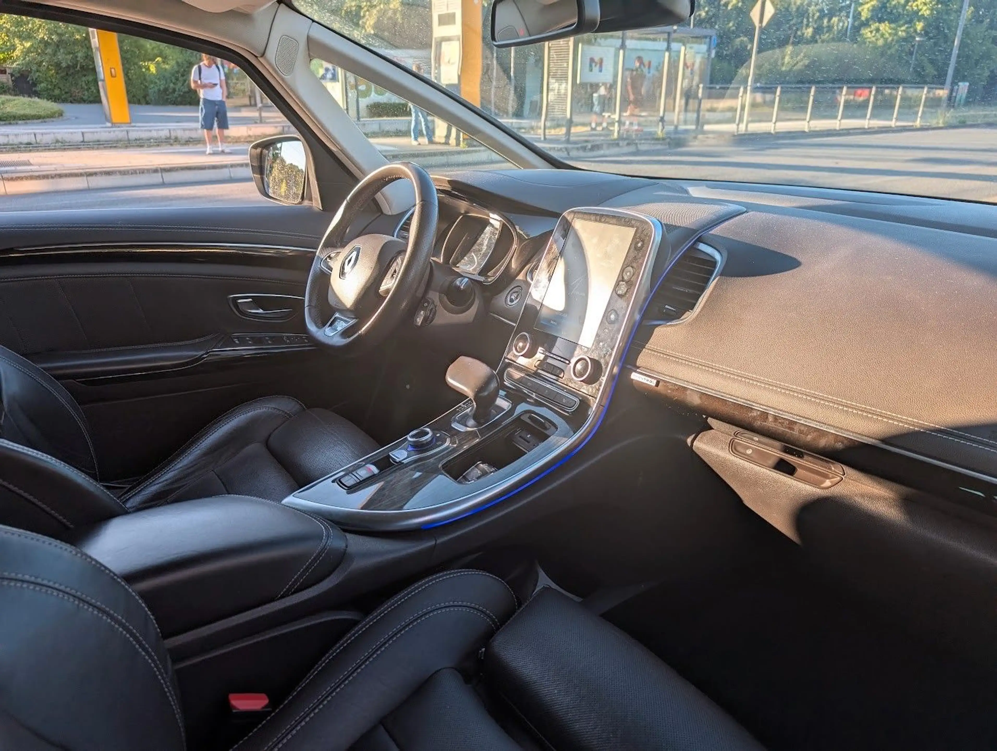 Renault Espace V Initiale Paris RFK. Navi. Sitzh. BOSE. — photo 13