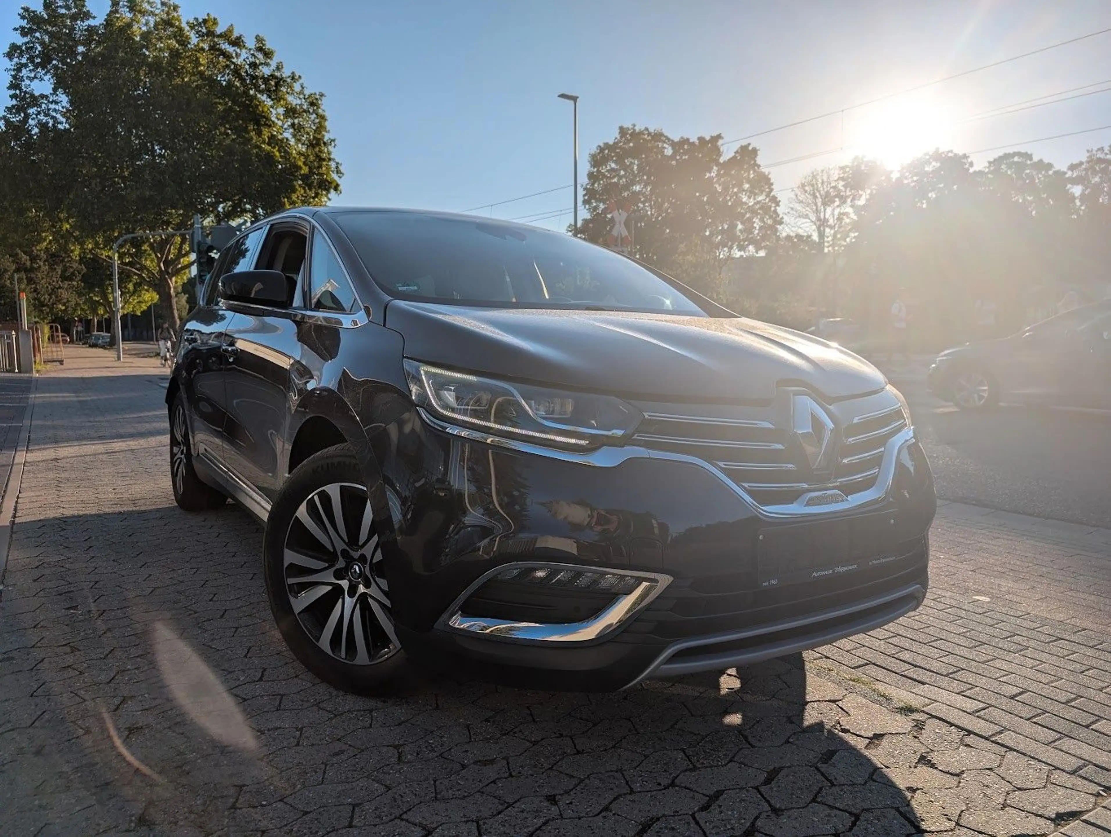 Renault Espace V Initiale Paris RFK. Navi. Sitzh. BOSE. — photo 3