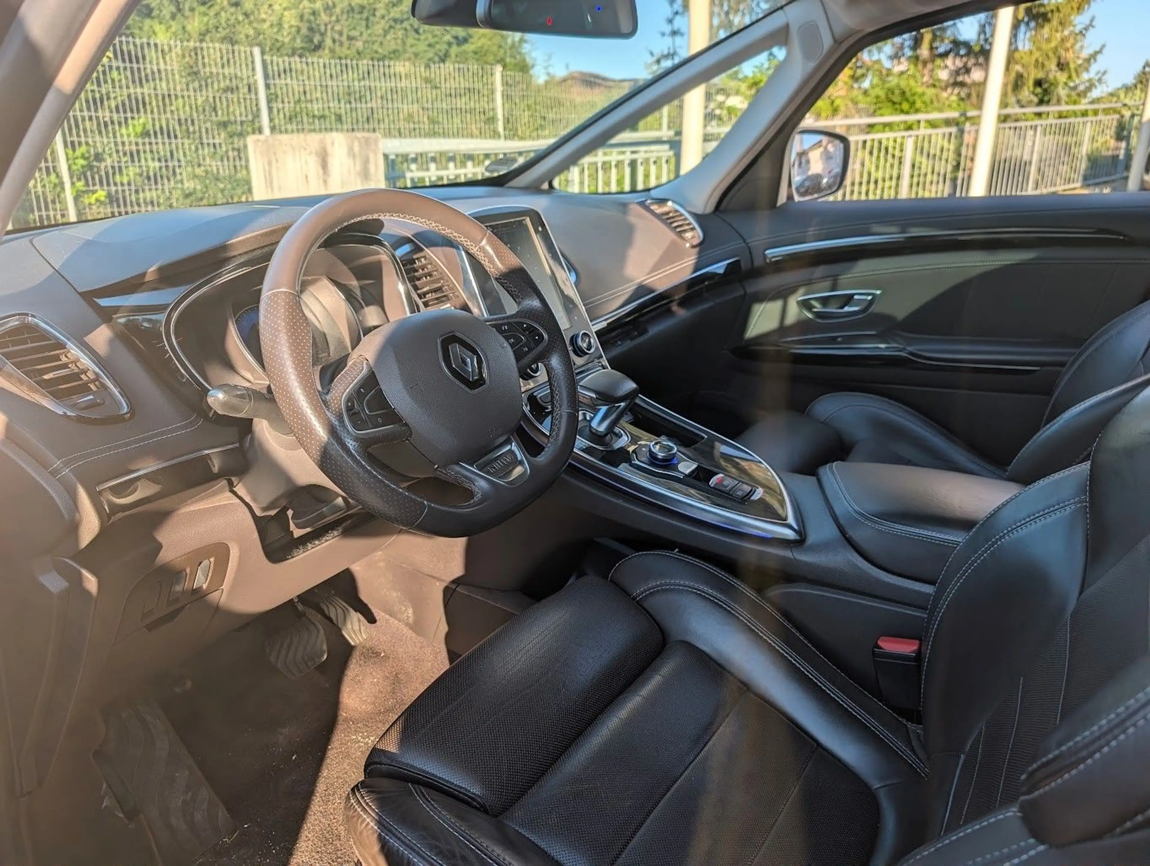 Renault Espace V Initiale Paris RFK. Navi. Sitzh. BOSE. — photo 12