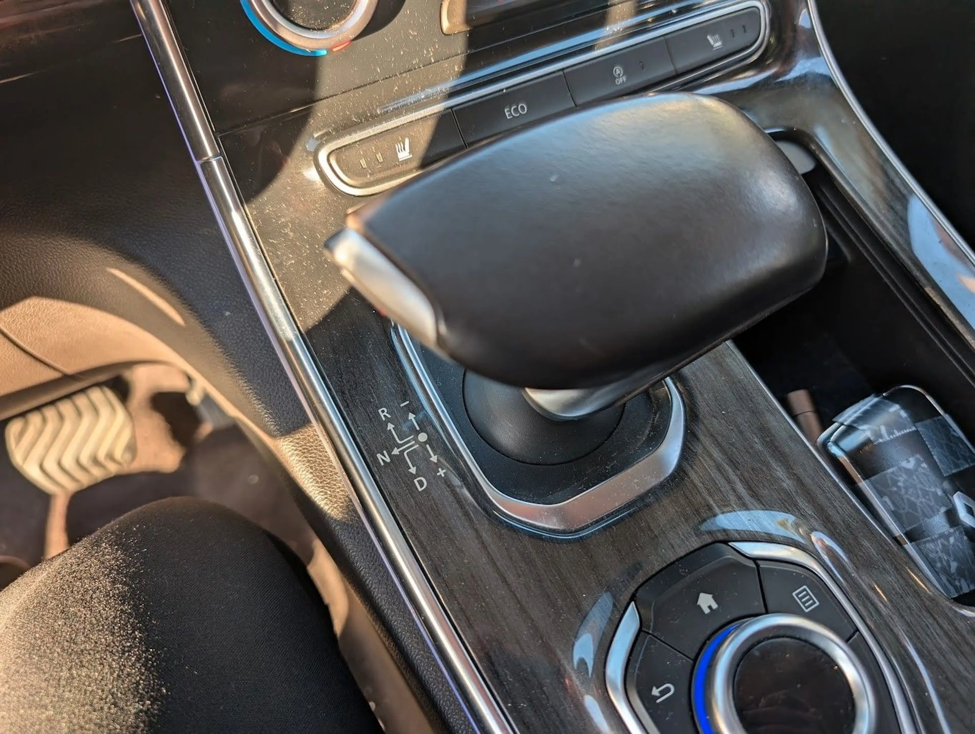 Renault Espace V Initiale Paris RFK. Navi. Sitzh. BOSE. — photo 15