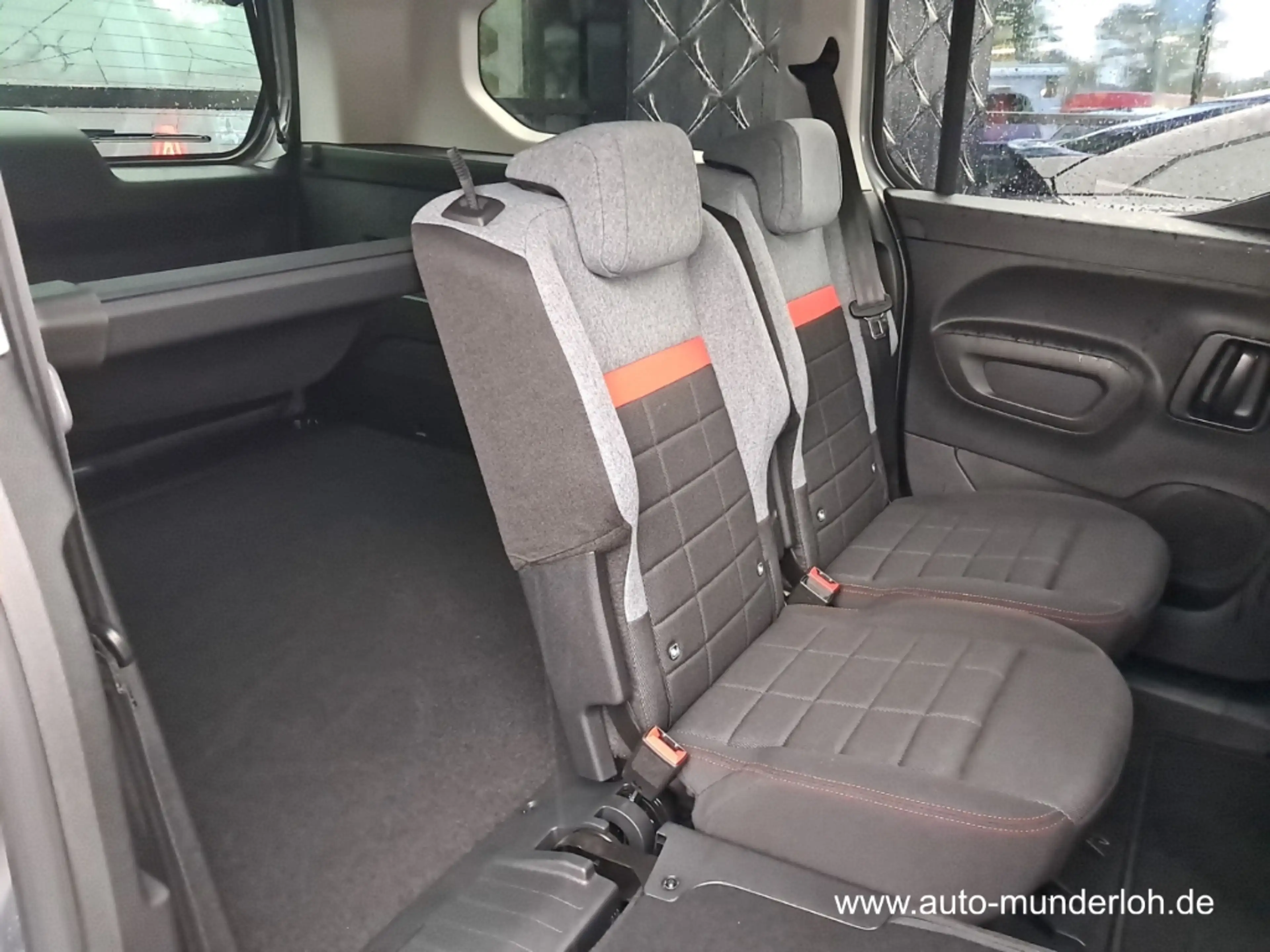 Citroen Berlingo BlueHDi 130 Max XL XTR-PAKET WINTERPAKET TECHNO-PA — photo 14
