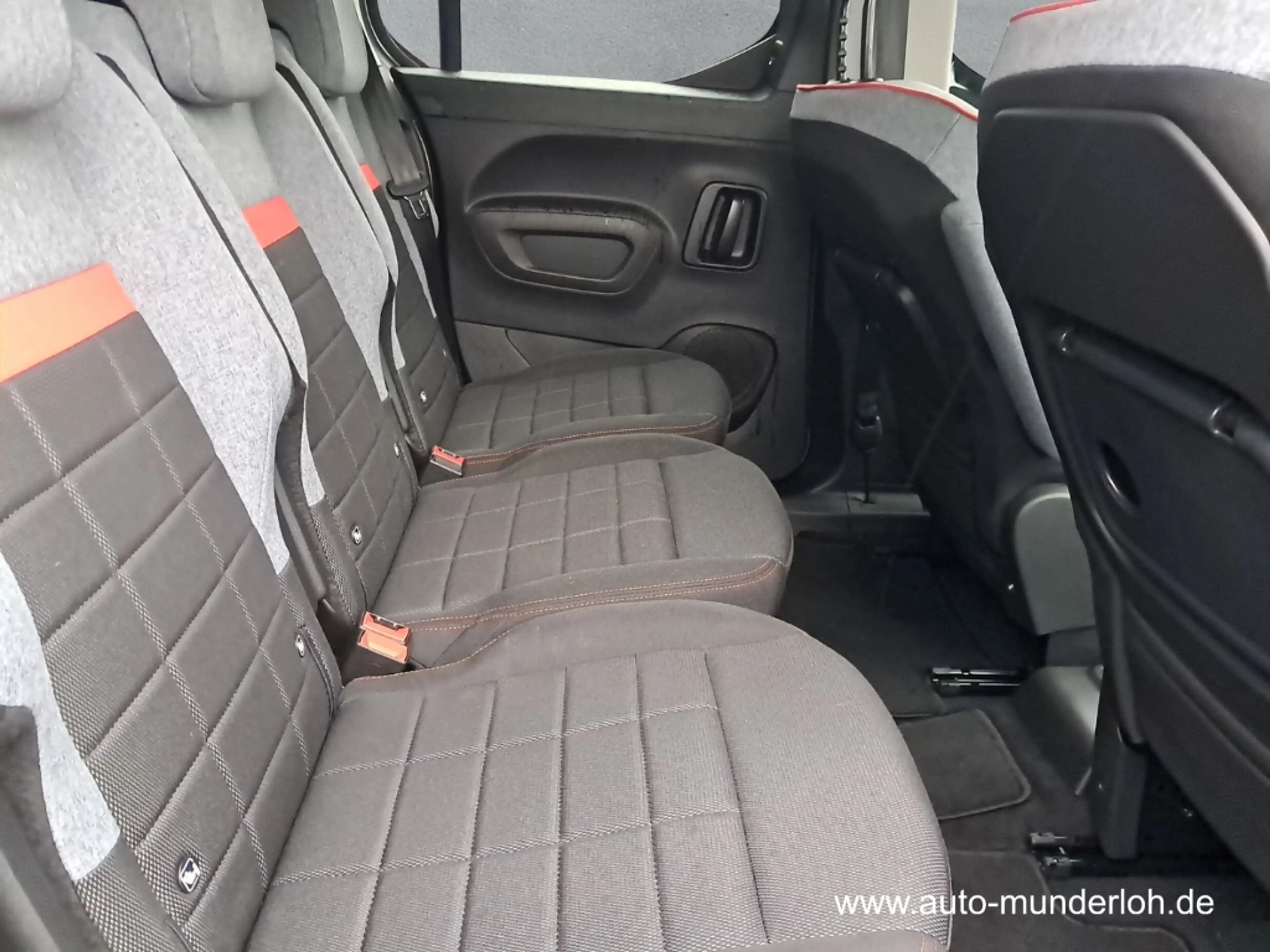 Citroen Berlingo BlueHDi 130 Max XL XTR-PAKET WINTERPAKET TECHNO-PA — photo 8