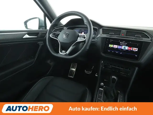 Volkswagen Tiguan Allspace view 13