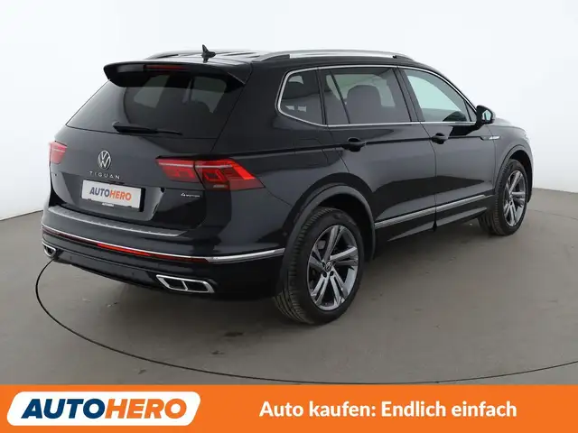 Volkswagen Tiguan Allspace view 6