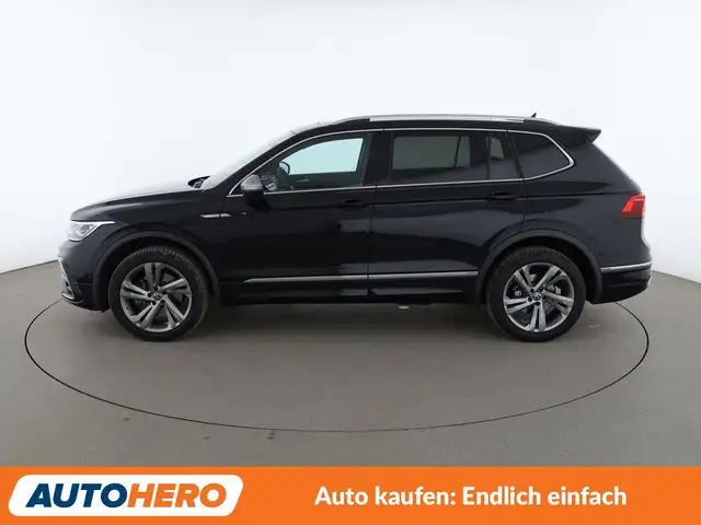 Volkswagen Tiguan Allspace view 3