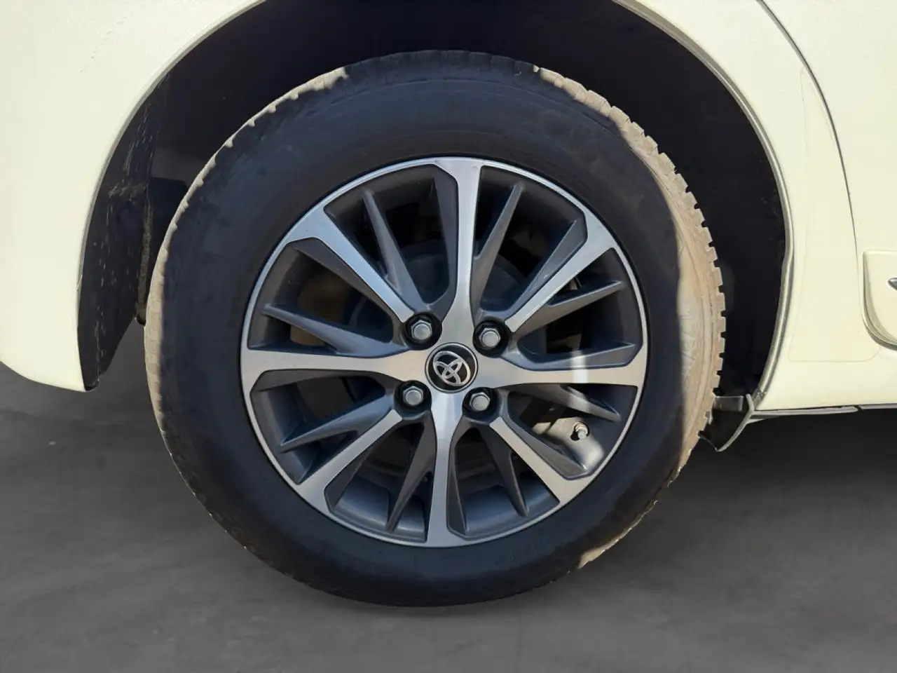 Toyota Yaris Yaris — photo 17