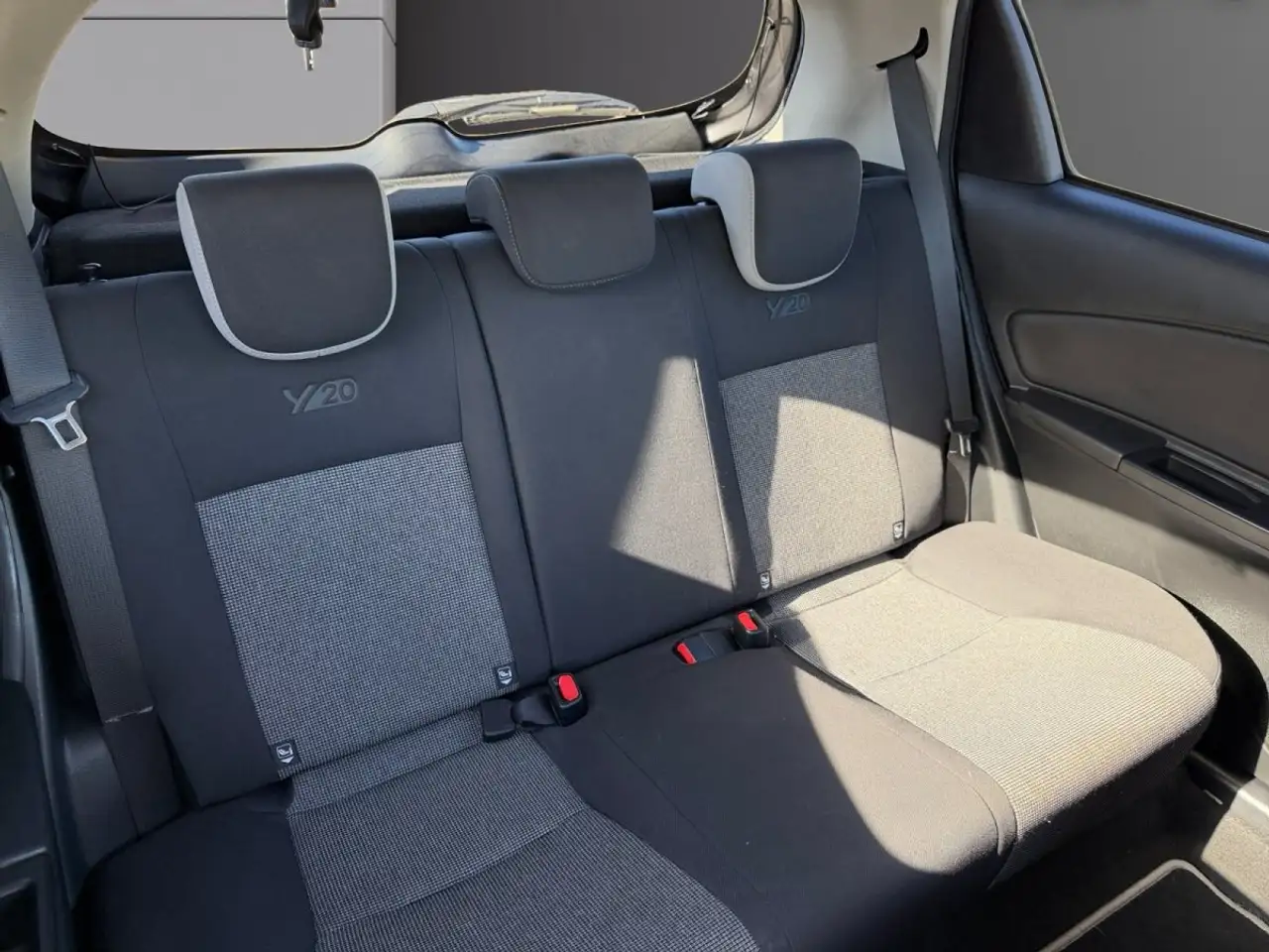 Toyota Yaris Yaris — photo 14