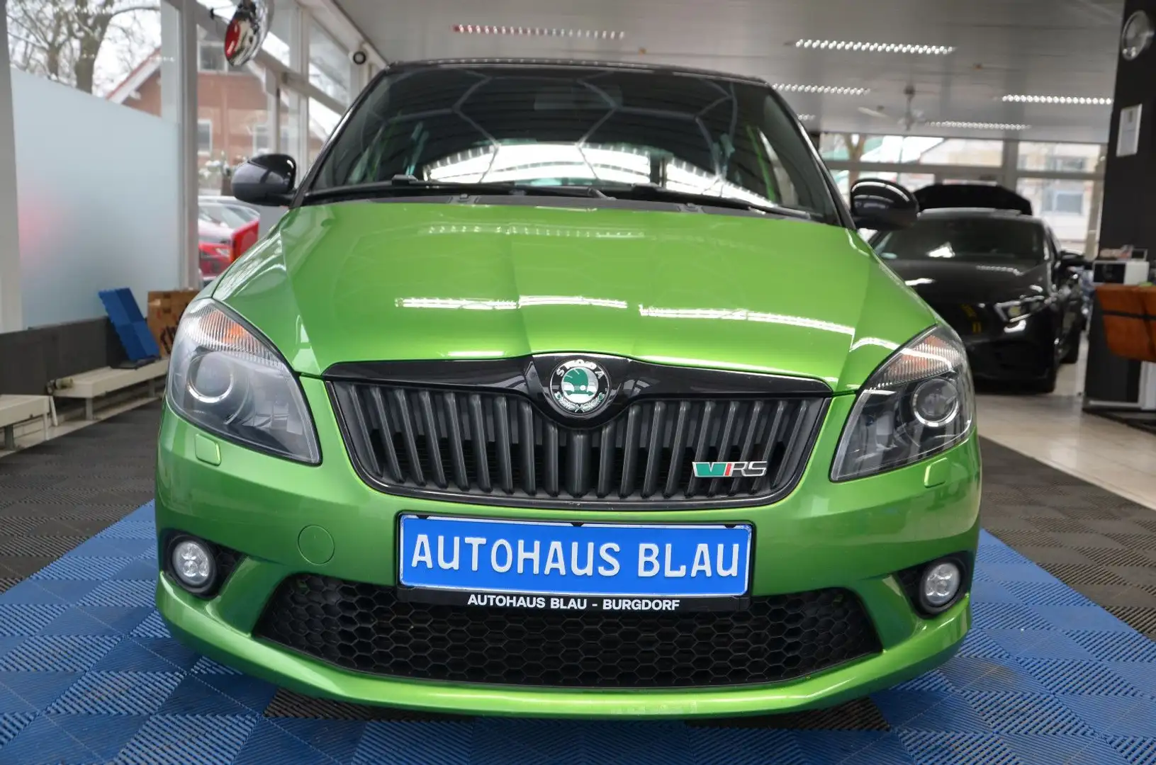 Skoda Fabia RS *KLIMAAUTO*SITZHZG*2.HAND*ERST 78TKM!* Grün - 2