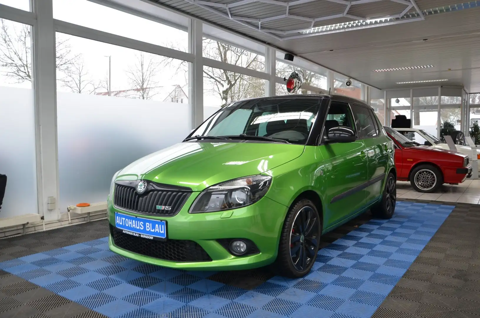 Skoda Fabia RS *KLIMAAUTO*SITZHZG*2.HAND*ERST 78TKM!* Grün - 1
