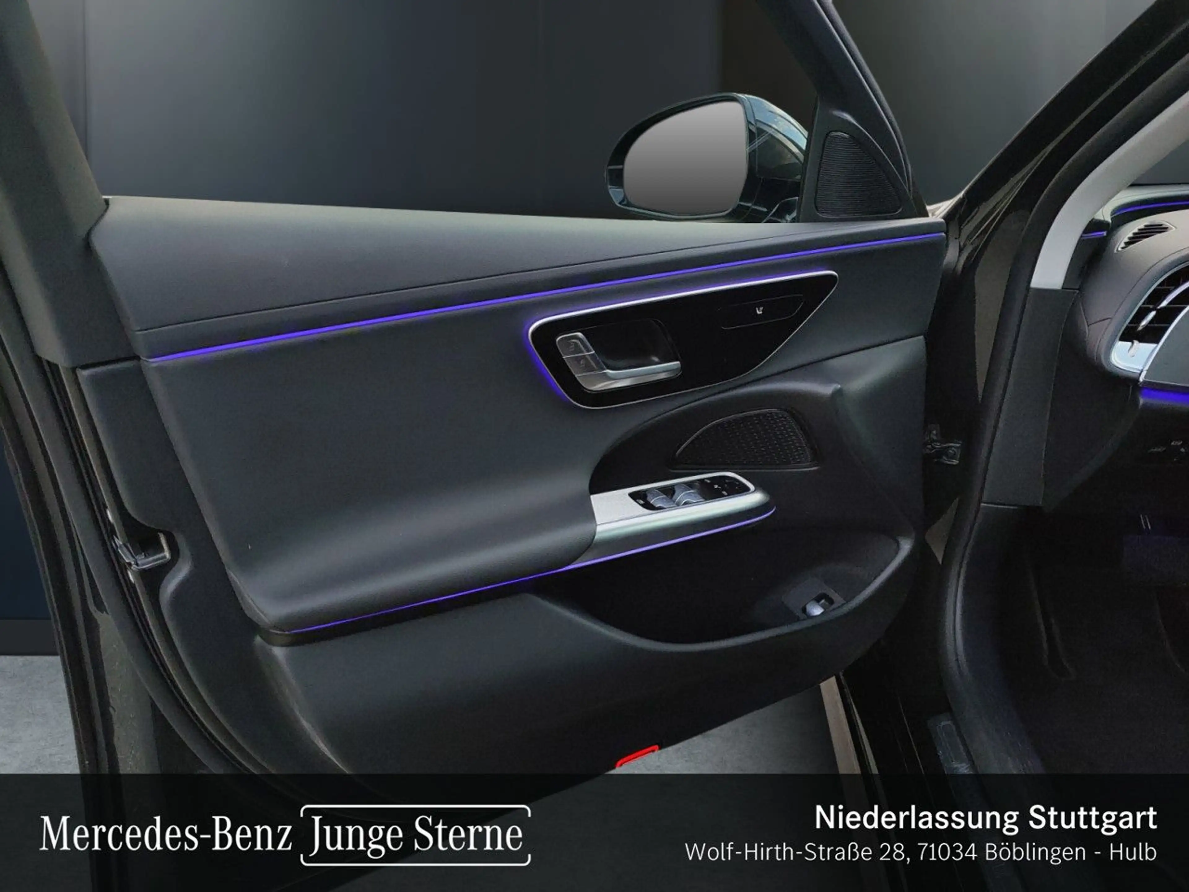 Mercedes-Benz E 220 d Avantgarde WideScreen Distr. LED AHK PTS — photo 12