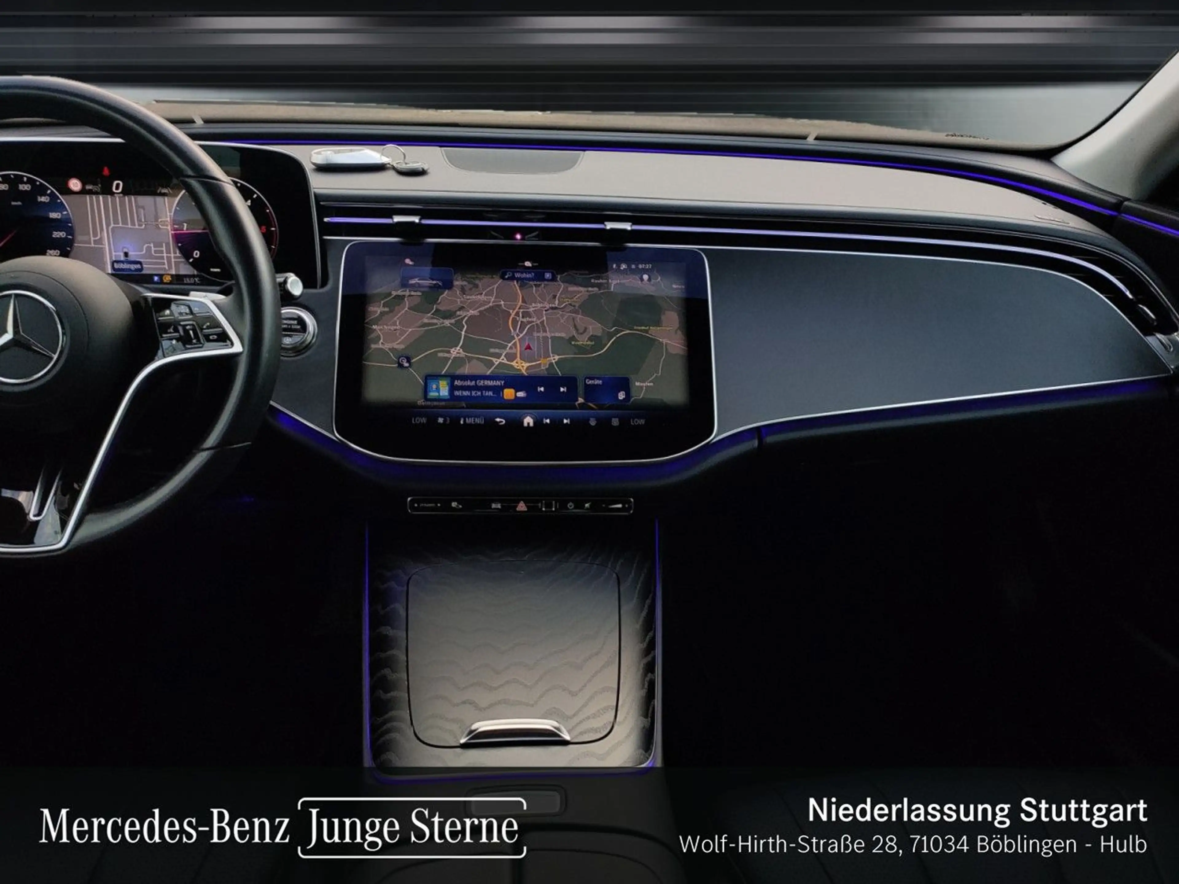 Mercedes-Benz E 220 d Avantgarde WideScreen Distr. LED AHK PTS — photo 15