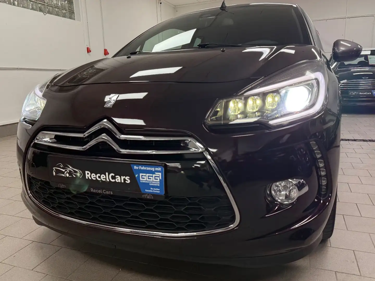 Citroen DS3 THP 165 SportChic*CABRIO*NAVI*SHZ*NAVI*LED* Violett - 1