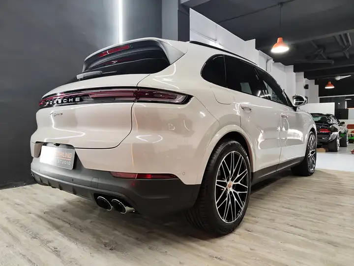 Porsche Cayenne 2025, foto 4