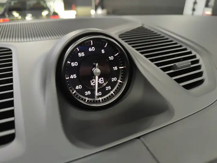 Porsche Cayenne 2025, foto 38