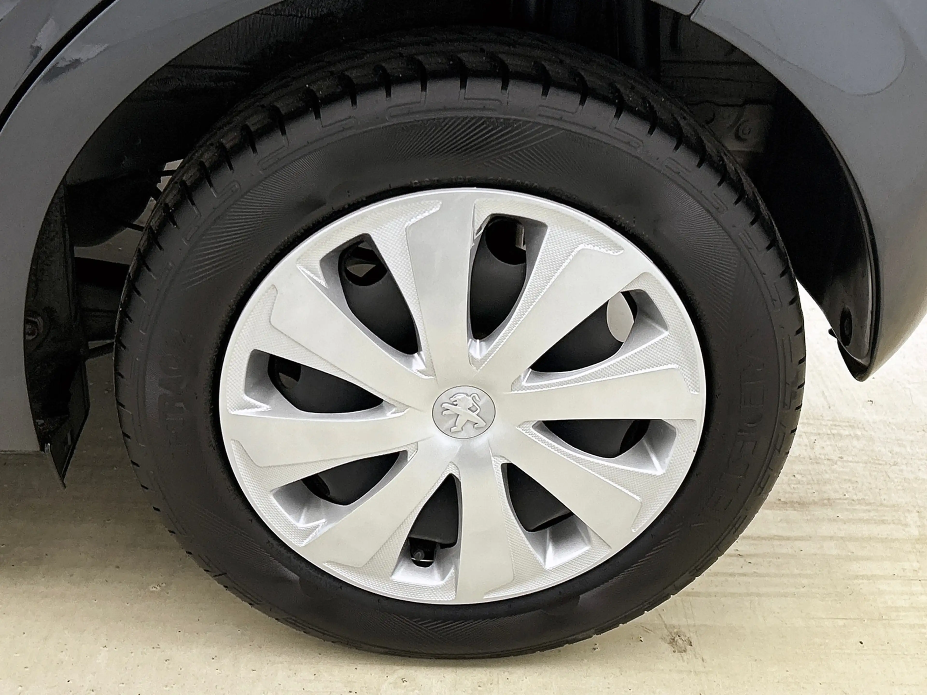 Peugeot 108 1.0 e-VTi Active | Trekhaak | Airco | 12 maanden B — photo 31