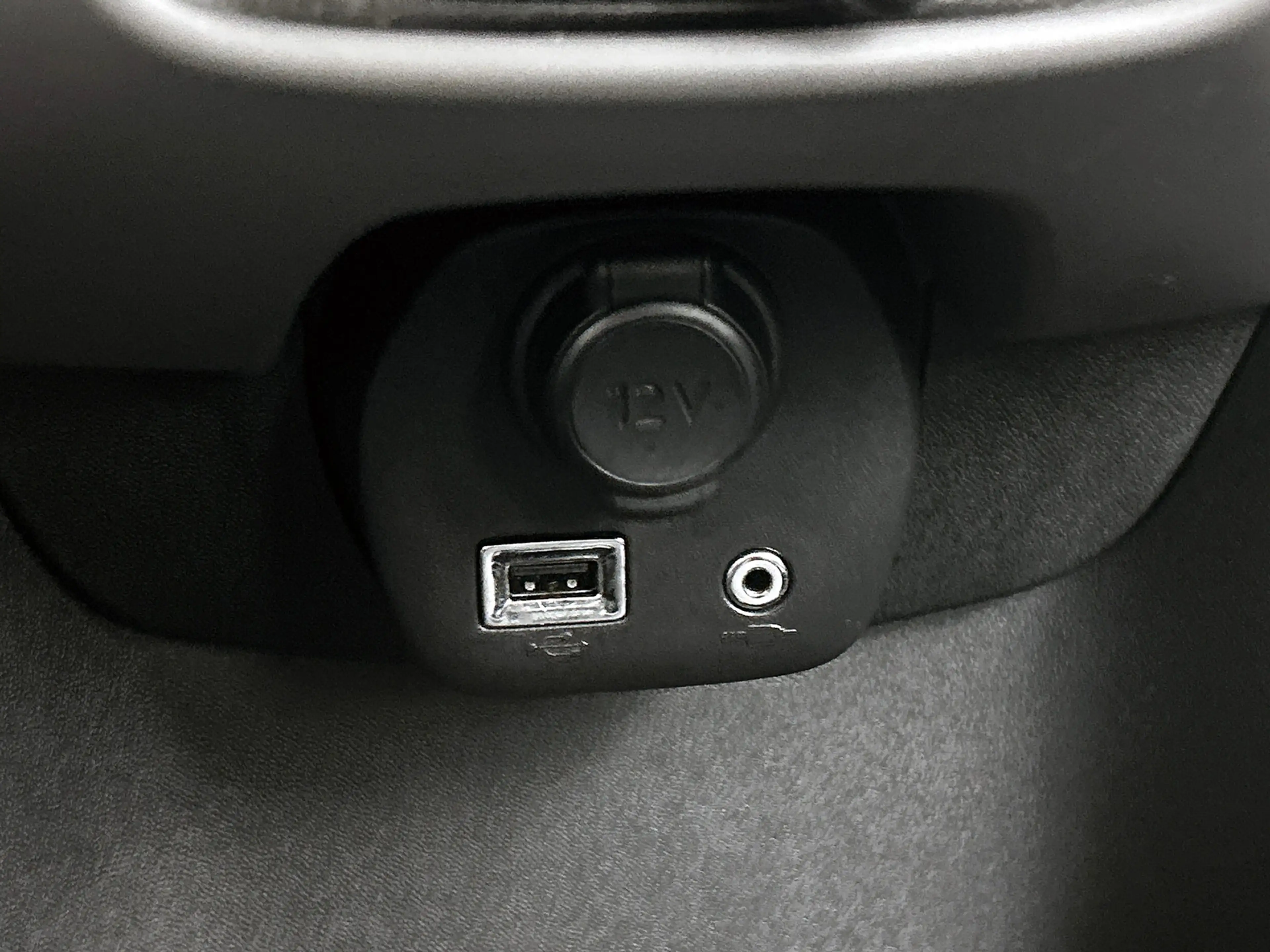 Peugeot 108 1.0 e-VTi Active | Trekhaak | Airco | 12 maanden B — photo 30