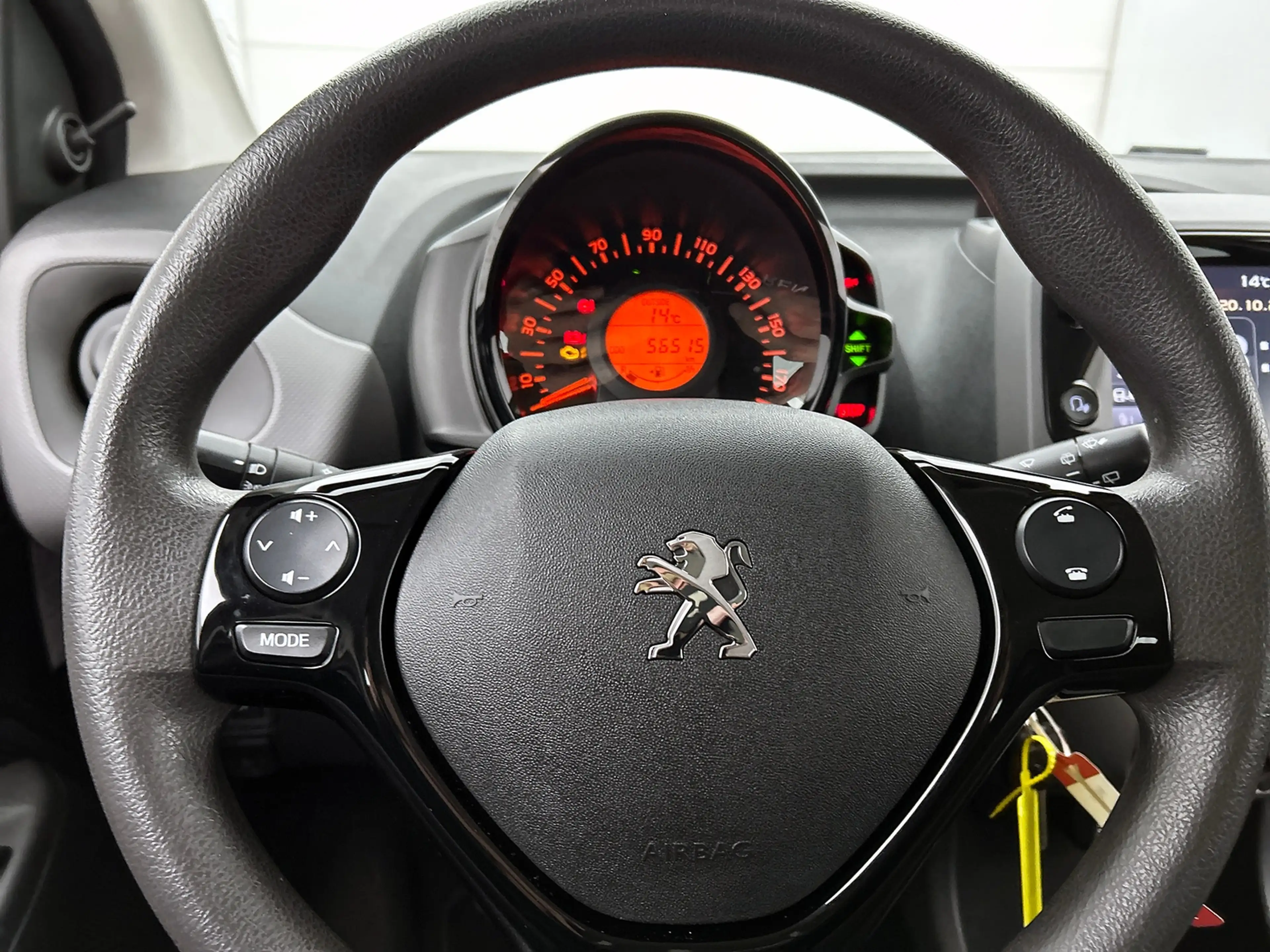 Peugeot 108 1.0 e-VTi Active | Trekhaak | Airco | 12 maanden B — photo 29
