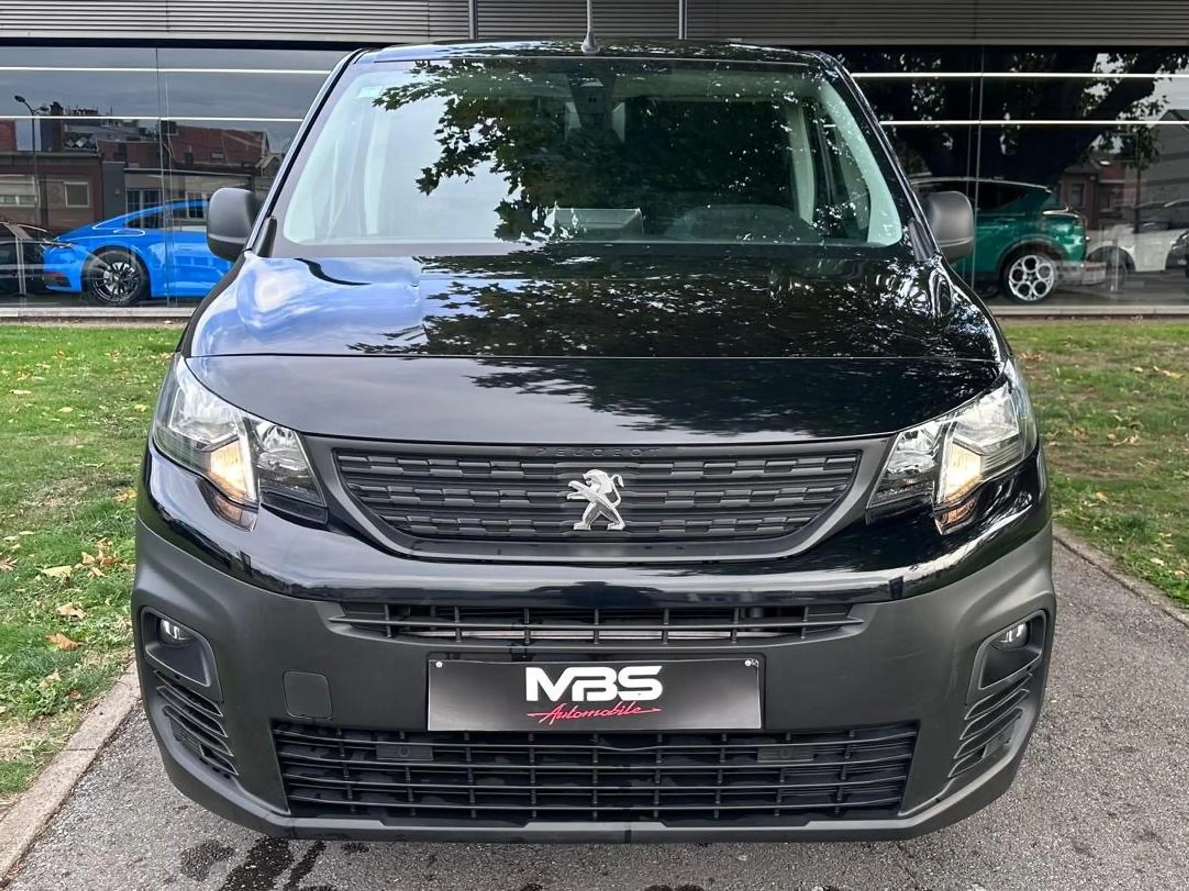 Peugeot Partner *1.5* L1* AUTO* CAMERA*  TVAC* 1 PROP* * CRUISE* GARANTIE 12 MOIS* — photo 3