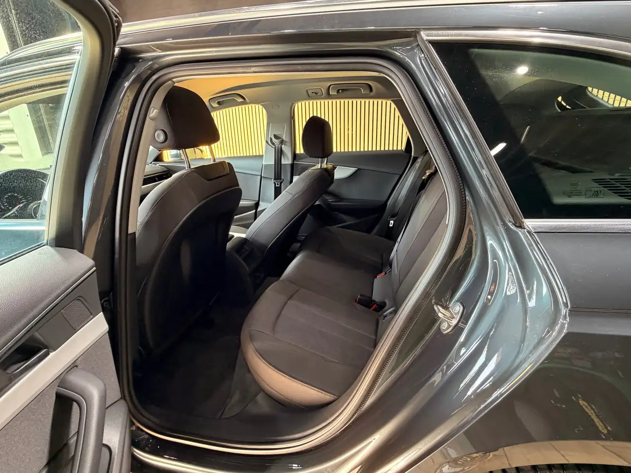 Audi A4 Avant 30 TDi * SPORT * S TRONIC * GARANTIE 12 MOIS *, миниатюра 12