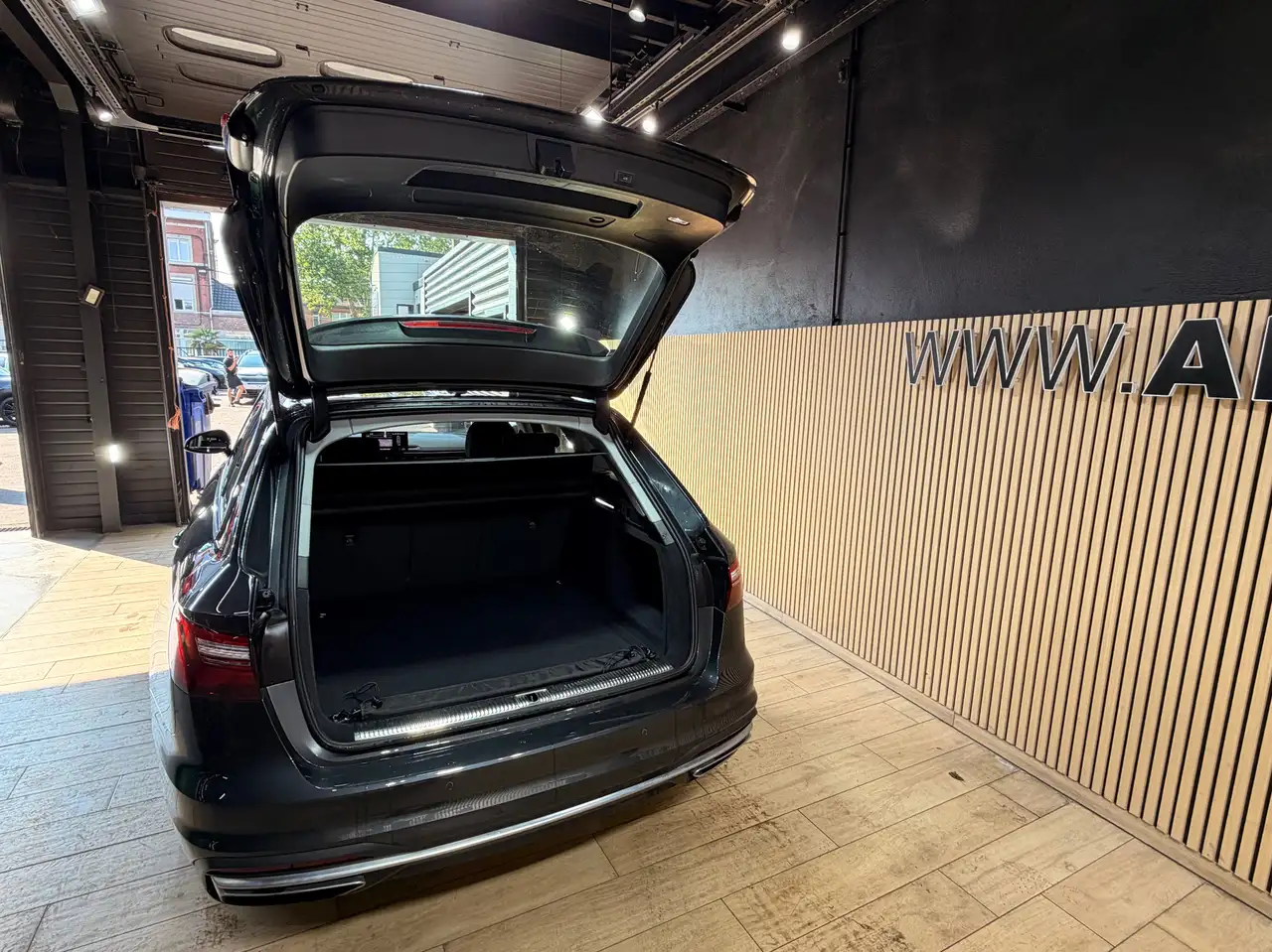 Audi A4 Avant 30 TDi * SPORT * S TRONIC * GARANTIE 12 MOIS *, миниатюра 13