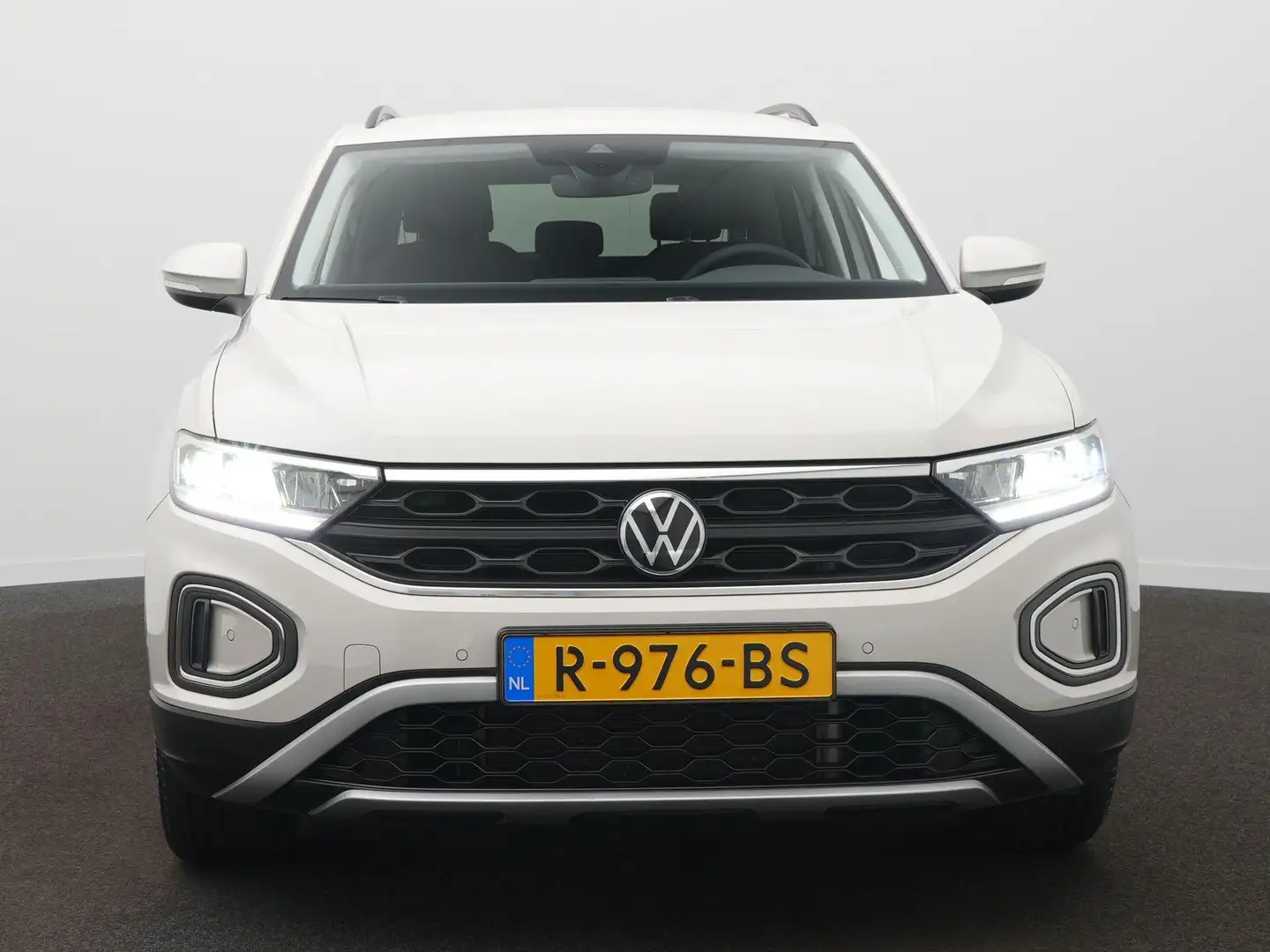 Volkswagen T-Roc 1.0 TSI Life 75 Edition | Virtual Cockpit | 17" LM Grijs - 2