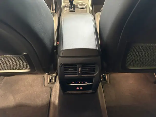 BMW M view 13