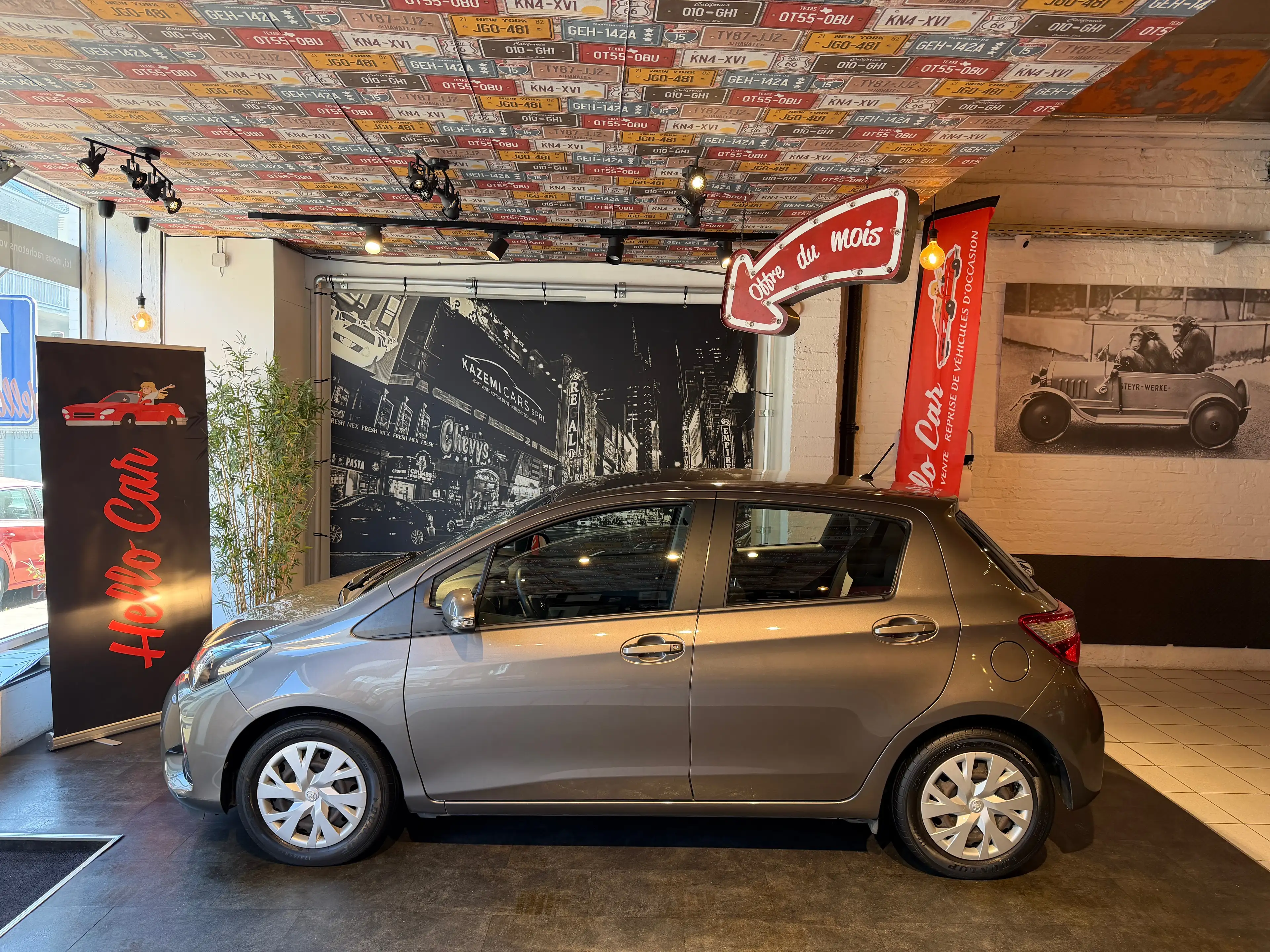 Toyota Yaris 1.5i * BOITE AUTO * CAMERA * 55.000 KM * GARANTIE TOYOTA — photo 2
